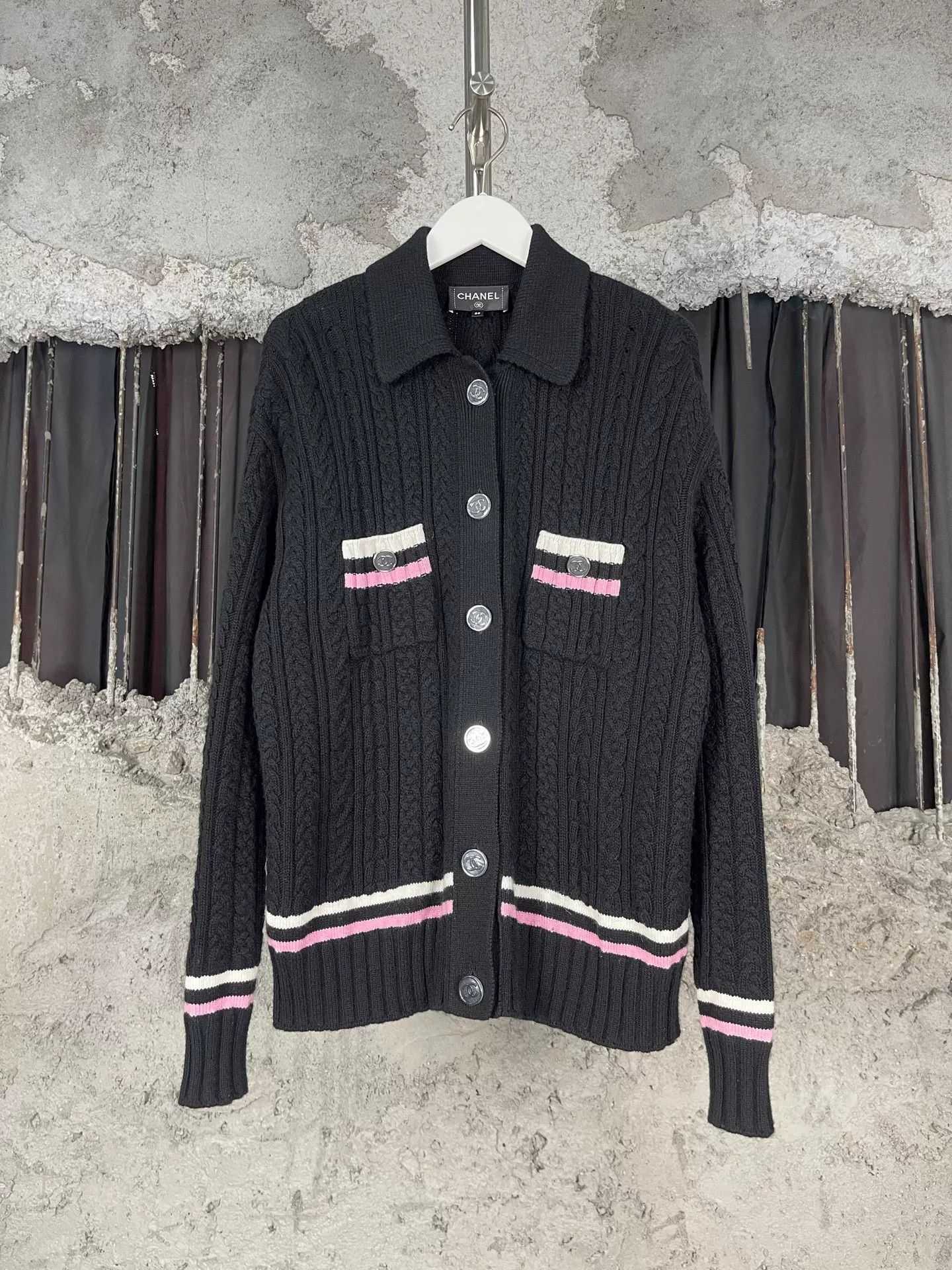 Chanel Chanel CC Logo Button Stripe Wool Cardigan Size 38 Size S / US 4 / IT 40 - 2 Thumbnail