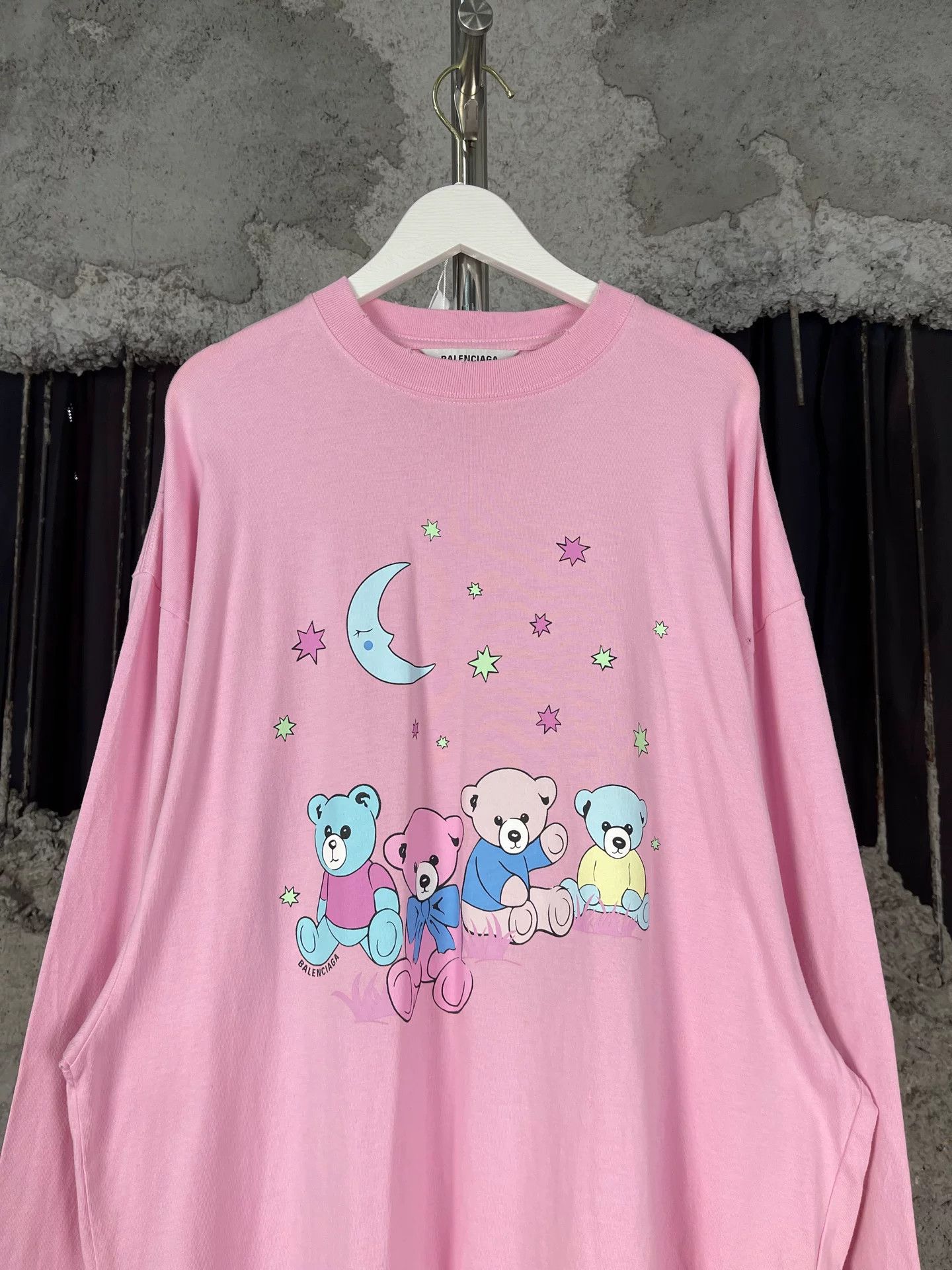 Balenciaga Balenciaga Bear Graphic Long Sleeve T-Shirt Size XS Size US XS / EU 42 / 0 - 4 Thumbnail