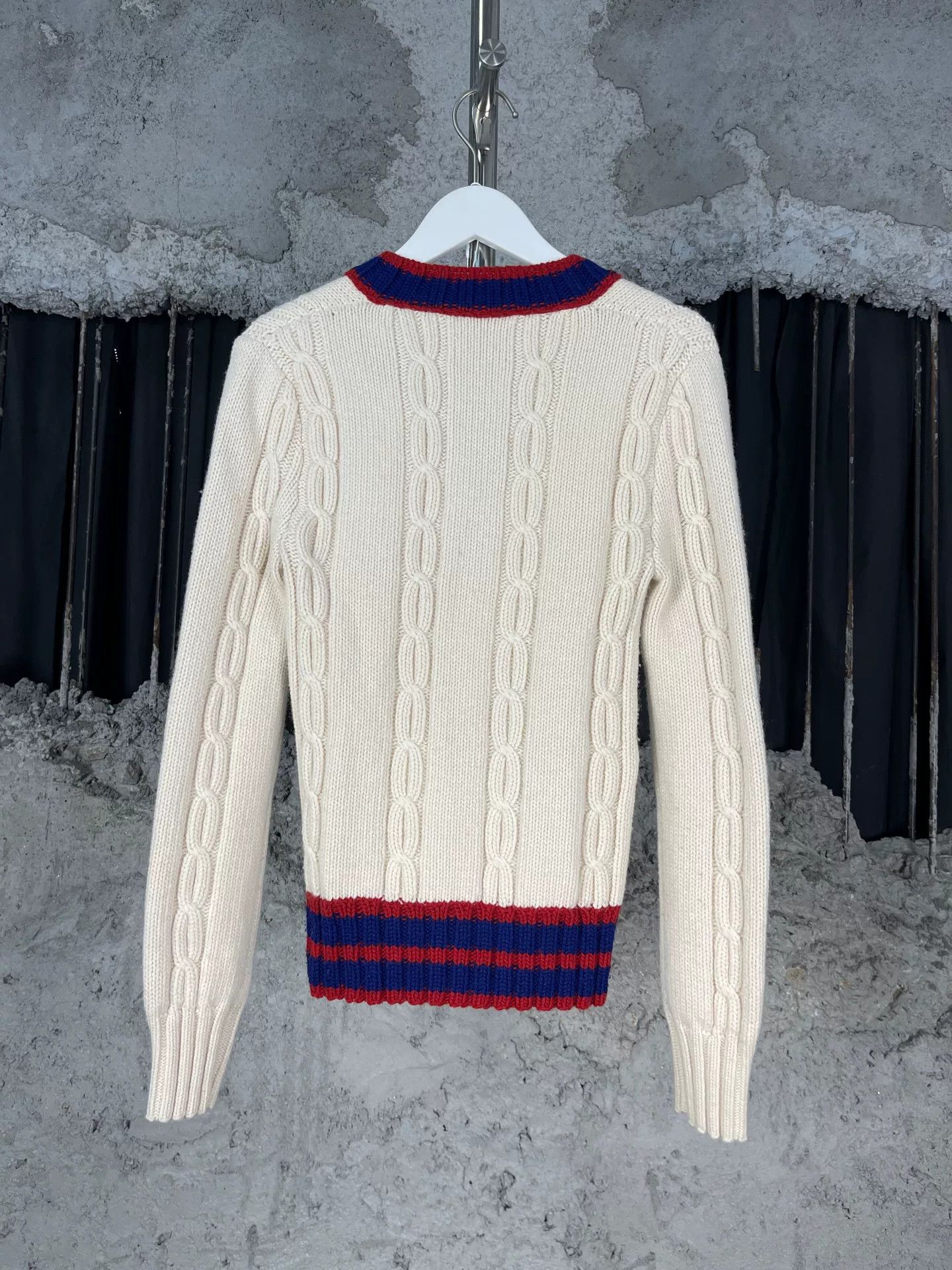 Gucci Gucci Bee Cable Knit Sweater Size XXS Size US XXS / EU 40 - 3 Thumbnail
