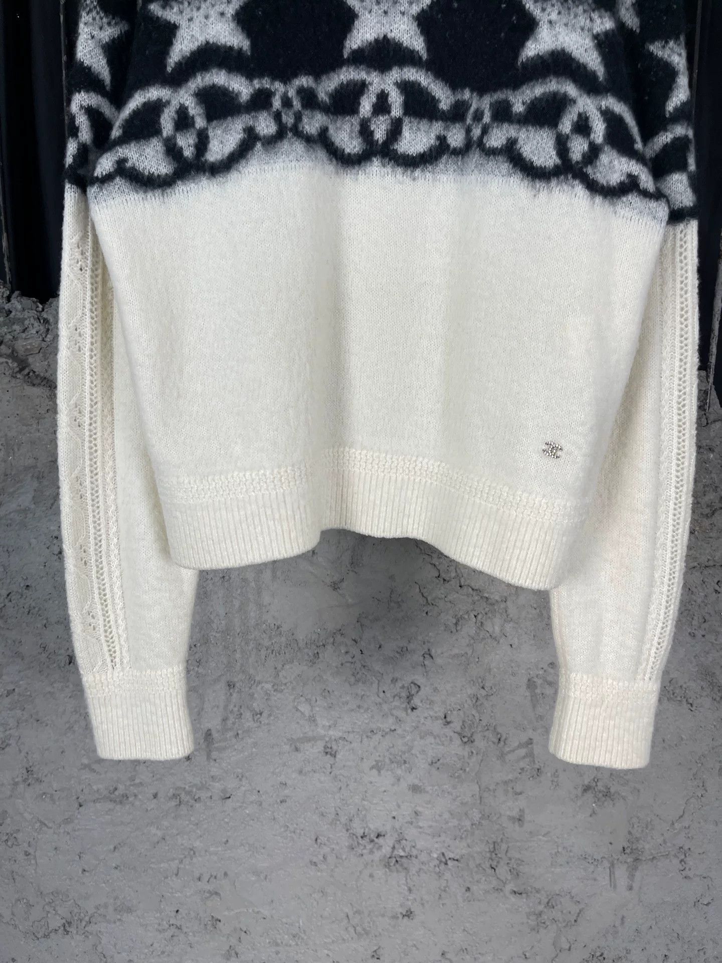 Chanel Chanel Star Pattern CC Logo Sweater Size 38 Size S / US 4 / IT 40 - 5 Thumbnail