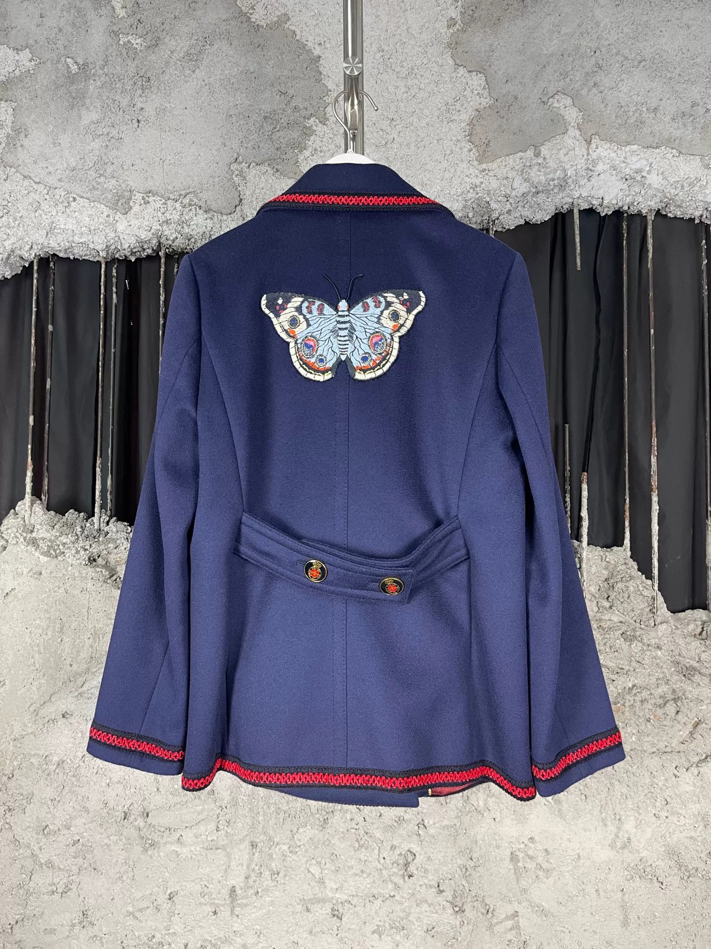 Gucci Gucci Butterfly Embroidered Wool Jacket Size 40 Size S / US 4 / IT 40 - 3 Thumbnail