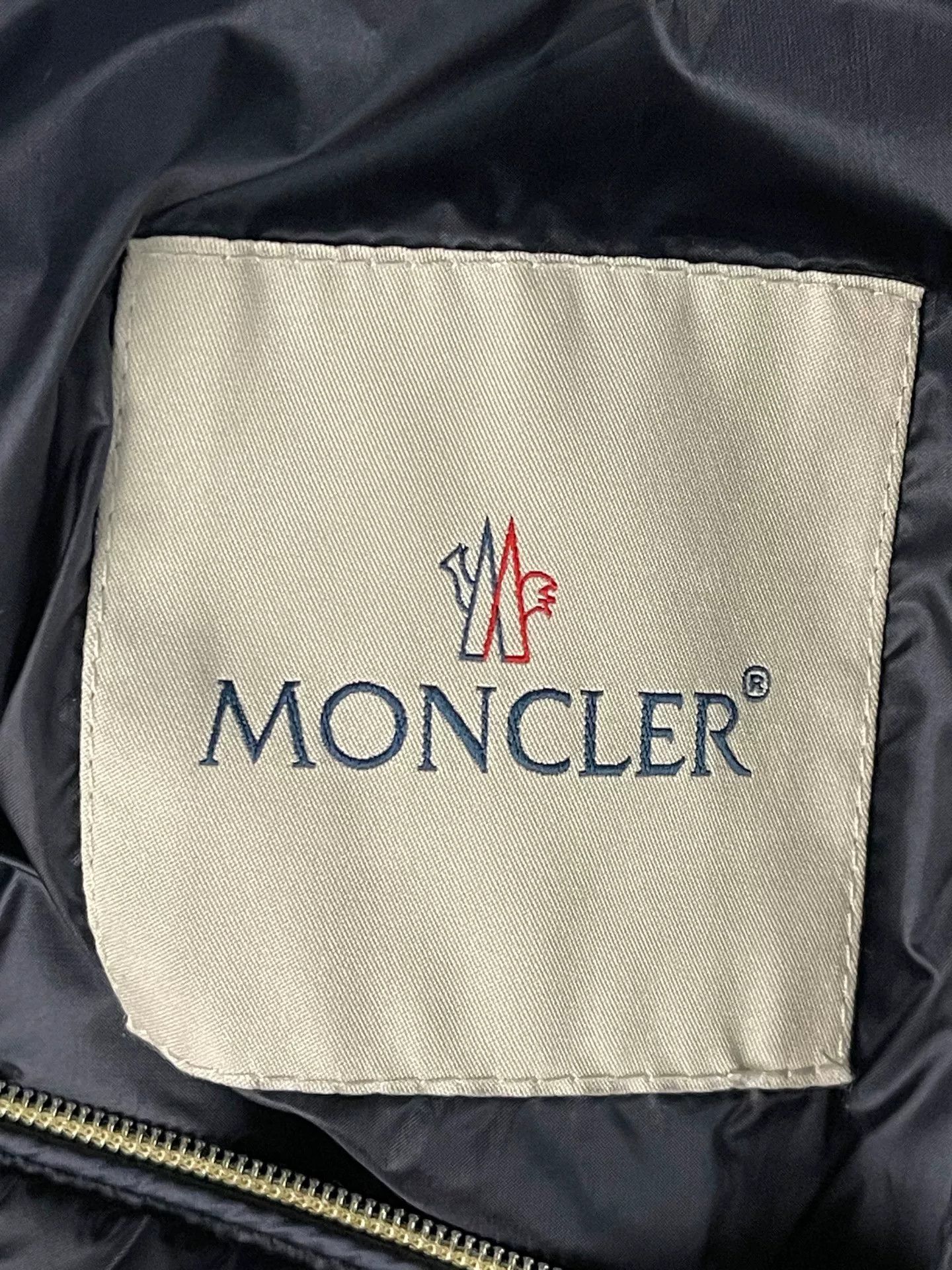 Moncler Moncler Ambrine Down Jacket Size 10 Size M / US 6-8 / IT 42-44 - 7 Thumbnail