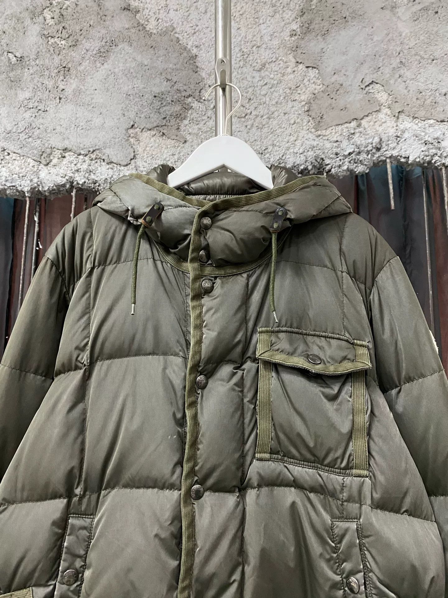 Moncler Moncler Olive Green Down Jacket Size 4 Size US XL / EU 56 / 4 - 4 Thumbnail