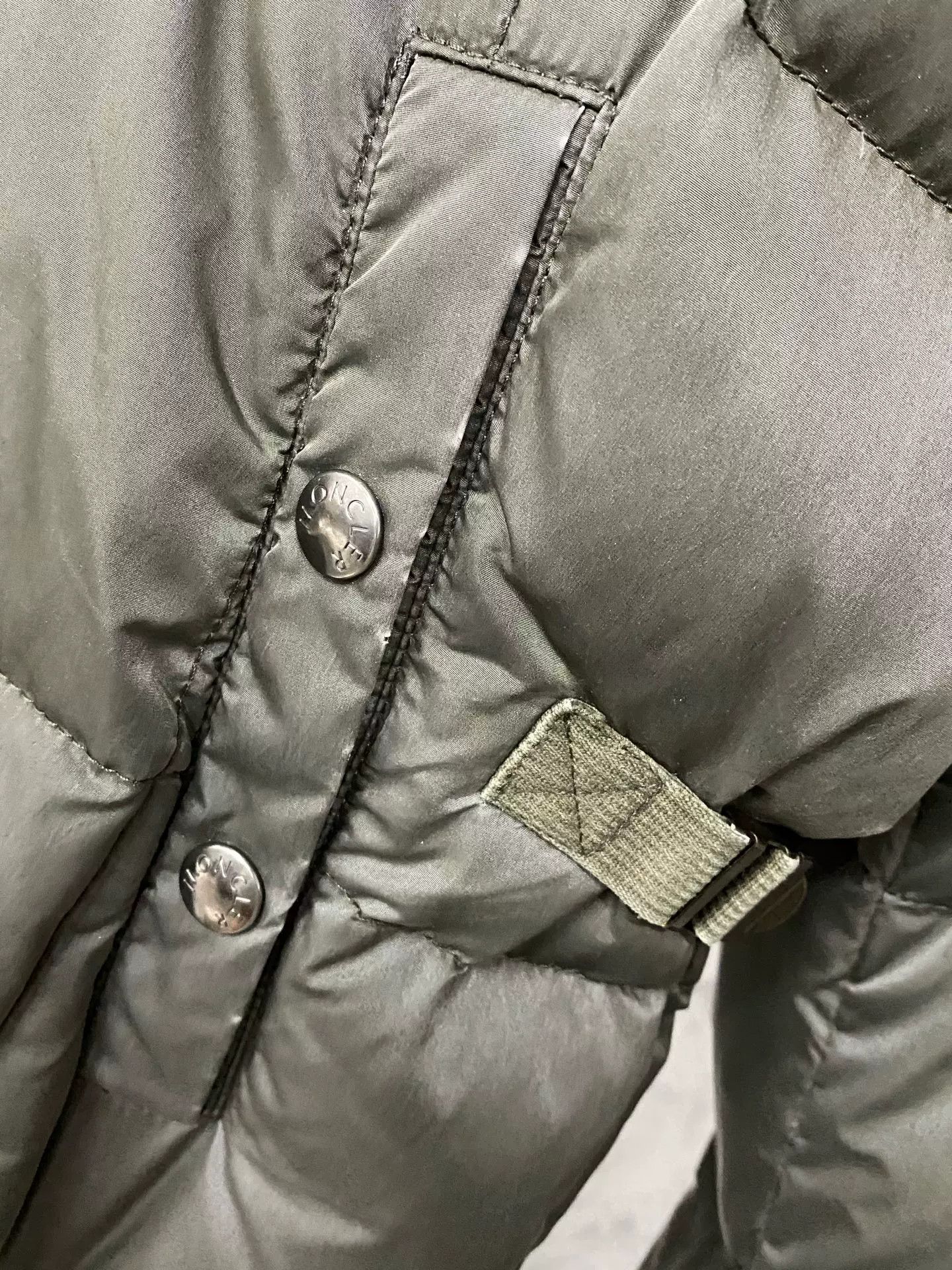 Moncler Moncler Olive Green Down Jacket Size 4 Size US XL / EU 56 / 4 - 6 Thumbnail