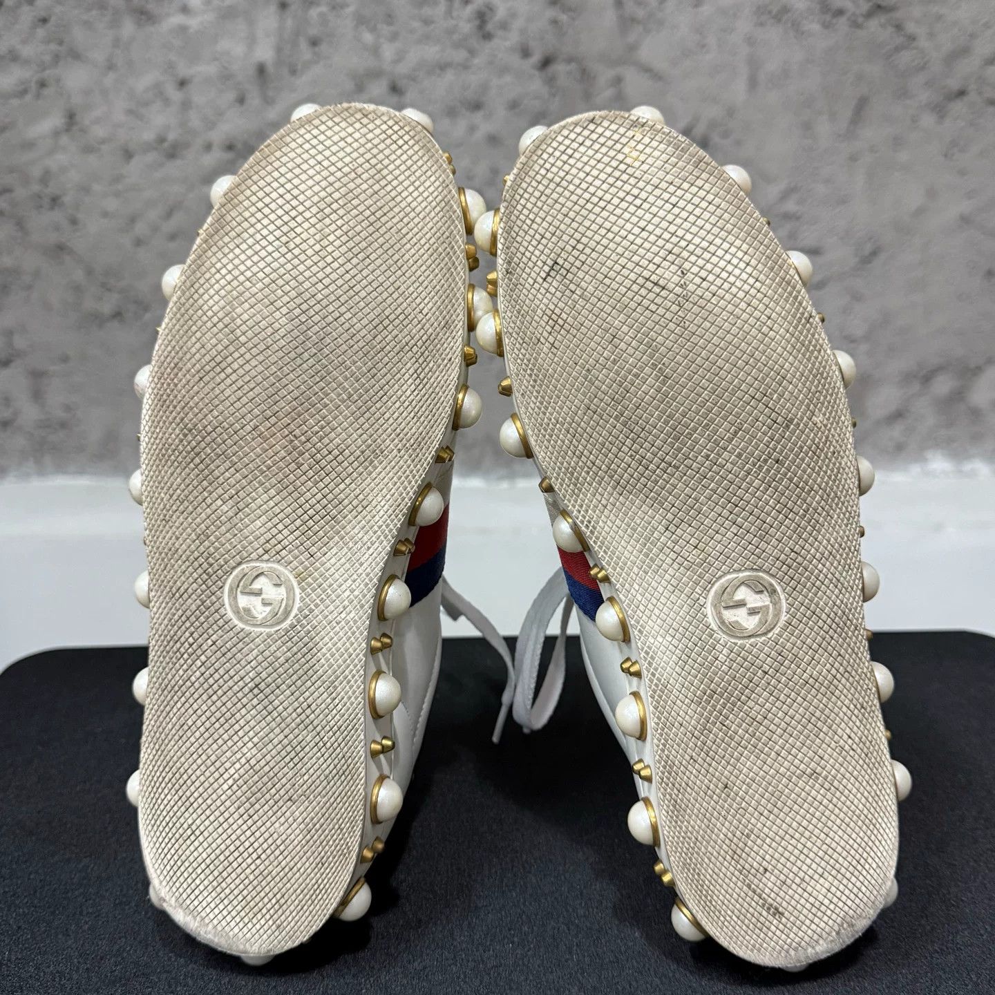 Gucci Gucci Pearl Studded Ace Sneakers Size 36 Size US 6 / IT 36 - 8 Thumbnail