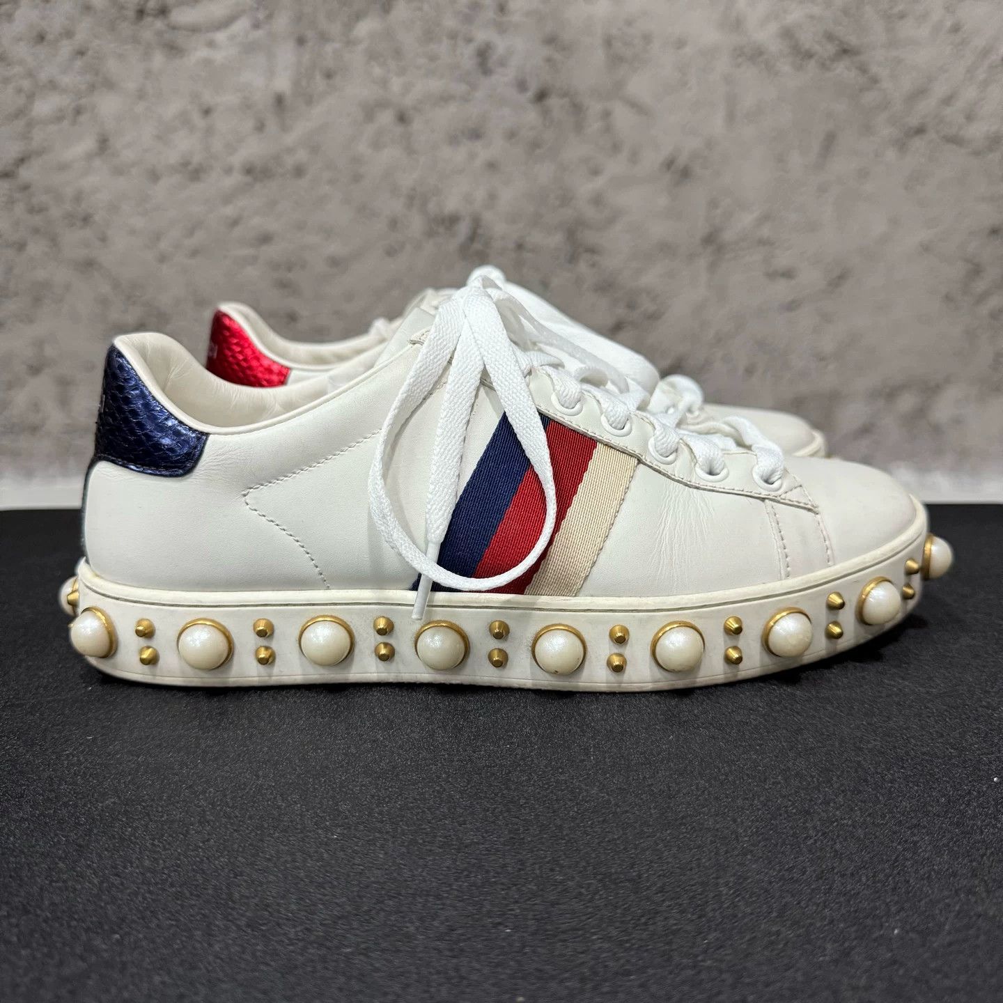 Gucci Gucci Pearl Studded Ace Sneakers Size 36 Size US 6 / IT 36 - 2 Thumbnail