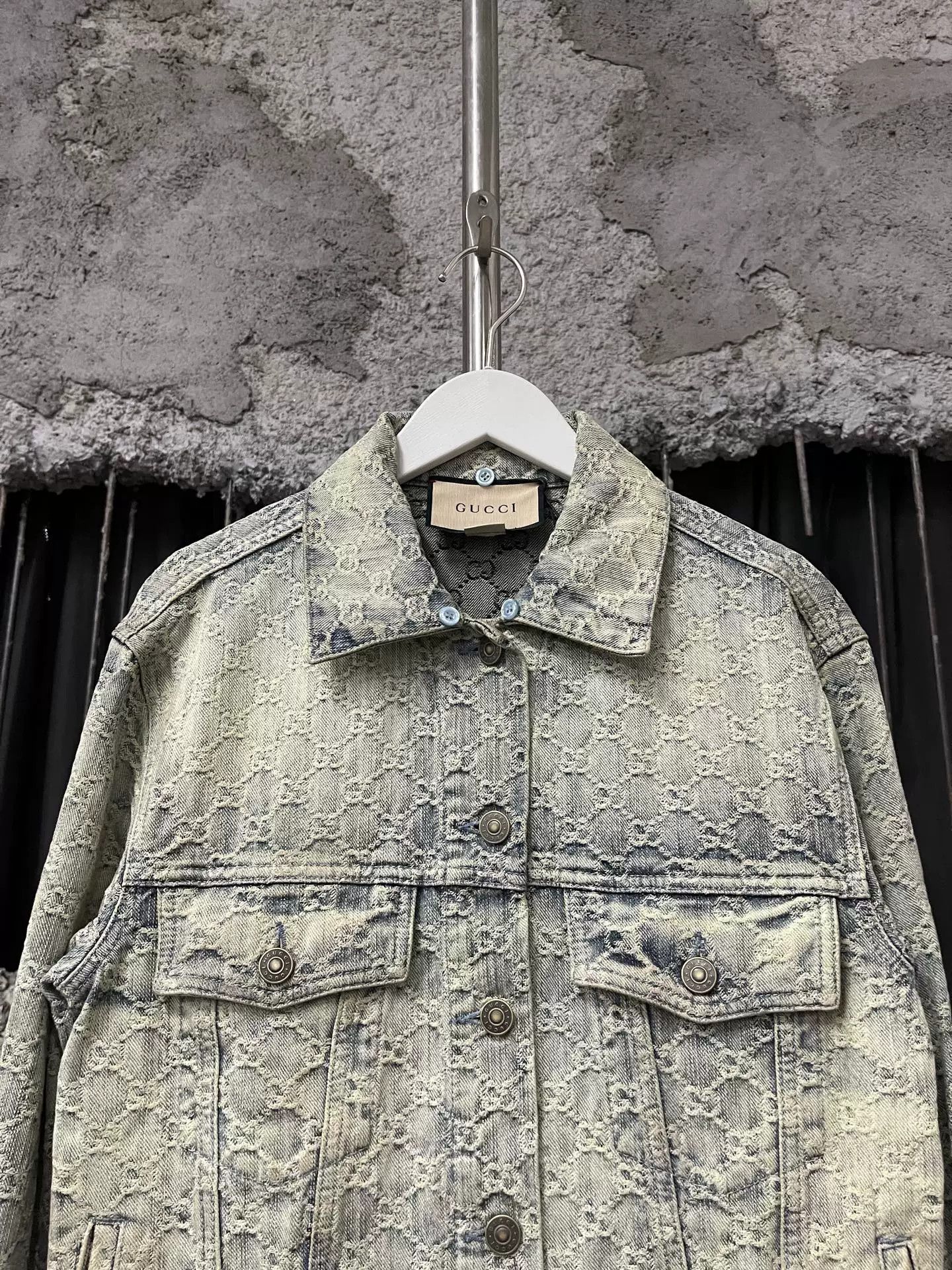Gucci Gucci GG Monogram Denim Jacket Size 36 Size XS / US 0-2 / IT 36-38 - 4 Thumbnail