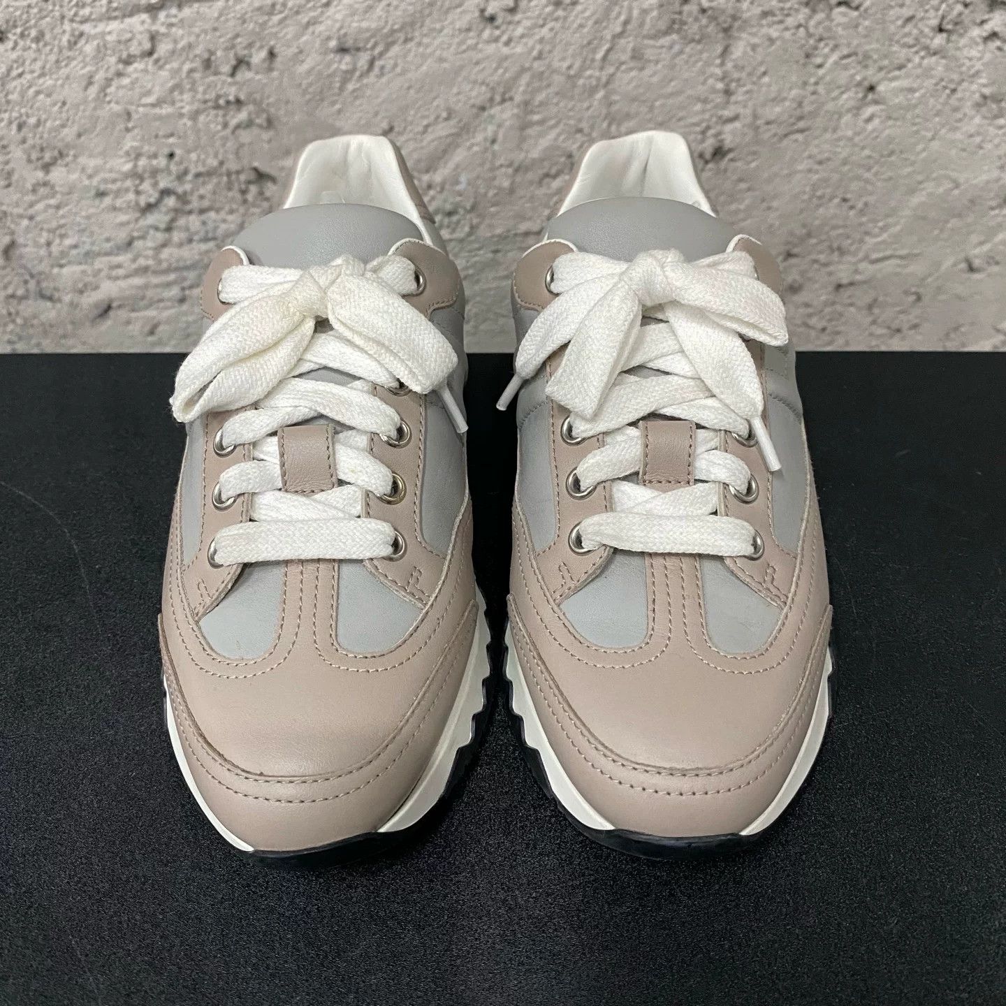 Hermes Hermès Leather Low-Top Sneakers Size 35 Size US 5 / IT 35 - 7 Thumbnail