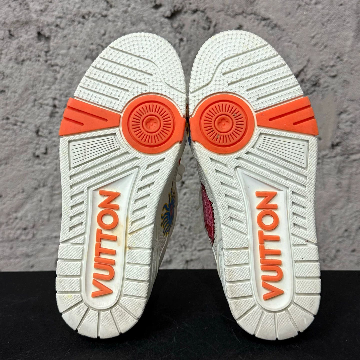 Louis Vuitton Louis Vuitton x Yayoi Kusama Faces Trainer Size 1.5 Size US 4 / IT 34 - 8 Thumbnail