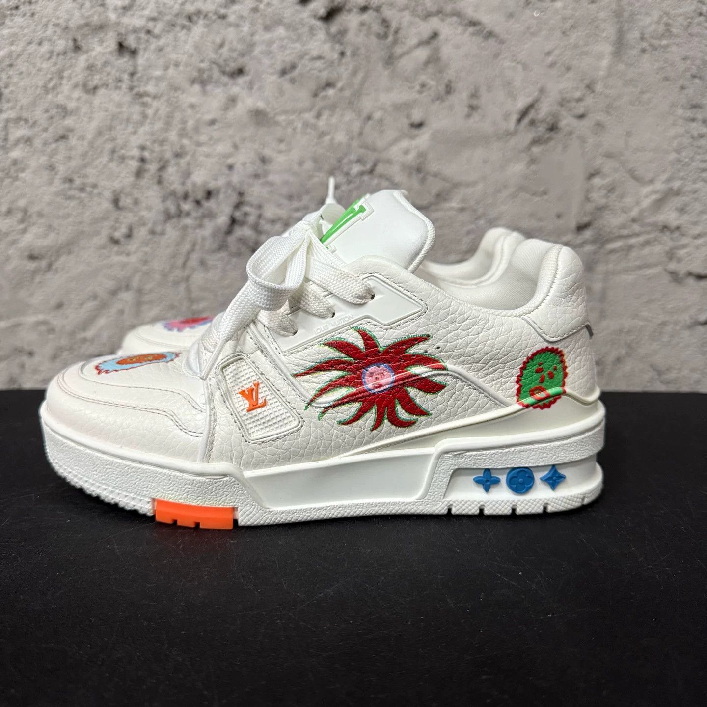 Louis Vuitton Louis Vuitton x Yayoi Kusama Faces Trainer Size 1.5 Size US 4 / IT 34 - 3 Thumbnail