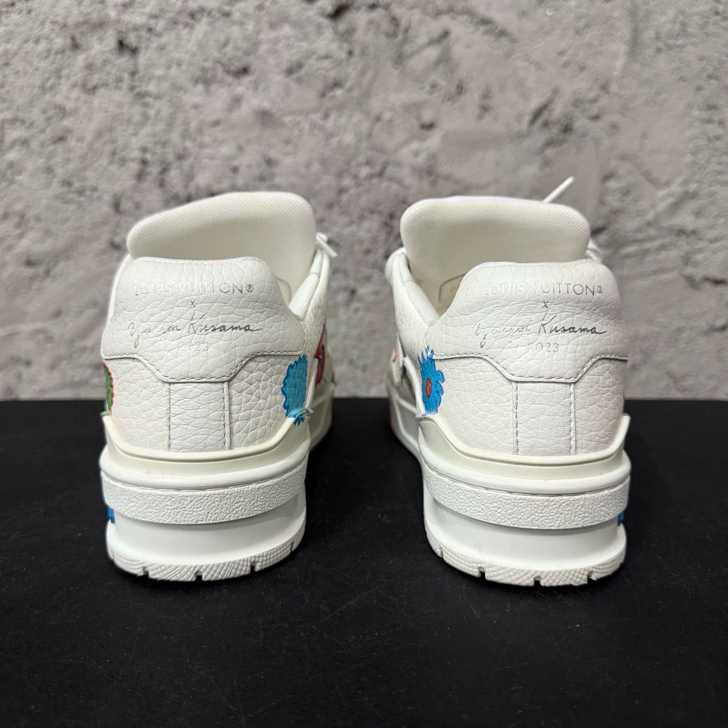 Louis Vuitton Louis Vuitton x Yayoi Kusama Faces Trainer Size 1.5 Size US 4 / IT 34 - 4 Thumbnail