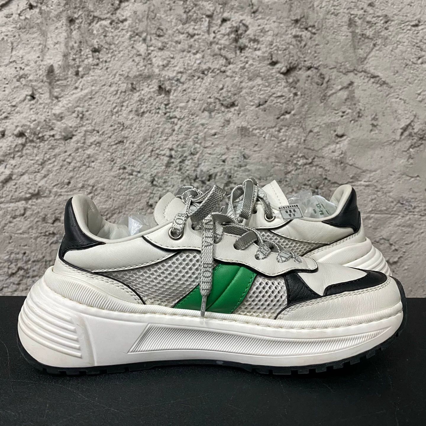 Bottega Veneta Bottega Veneta Mesh Panel Low-Top Sneakers Size 35 Size US 5 / IT 35 - 5 Thumbnail