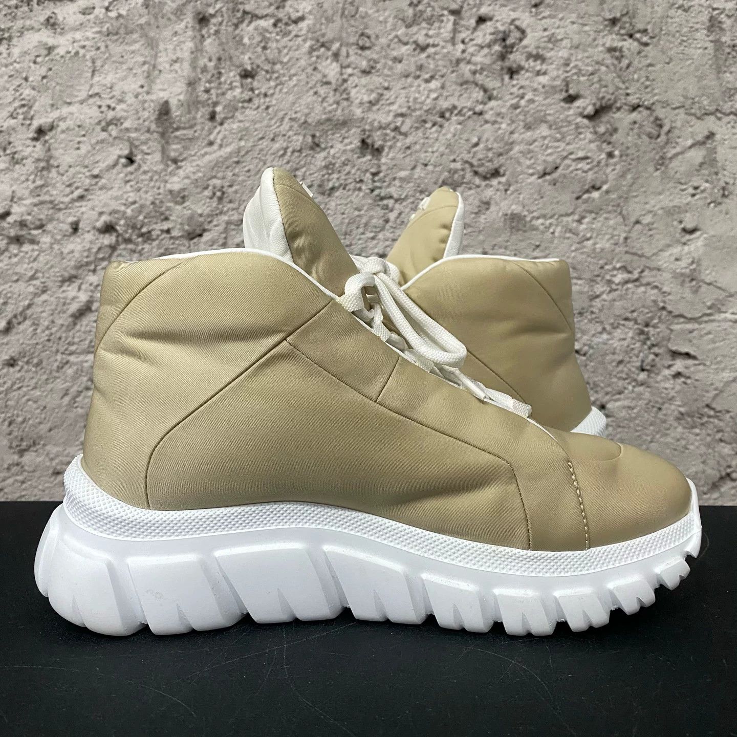 Prada Prada Re-Nylon High-Top Sneakers Size 35.5 Size US 5.5 / IT 35.5 - 5 Thumbnail