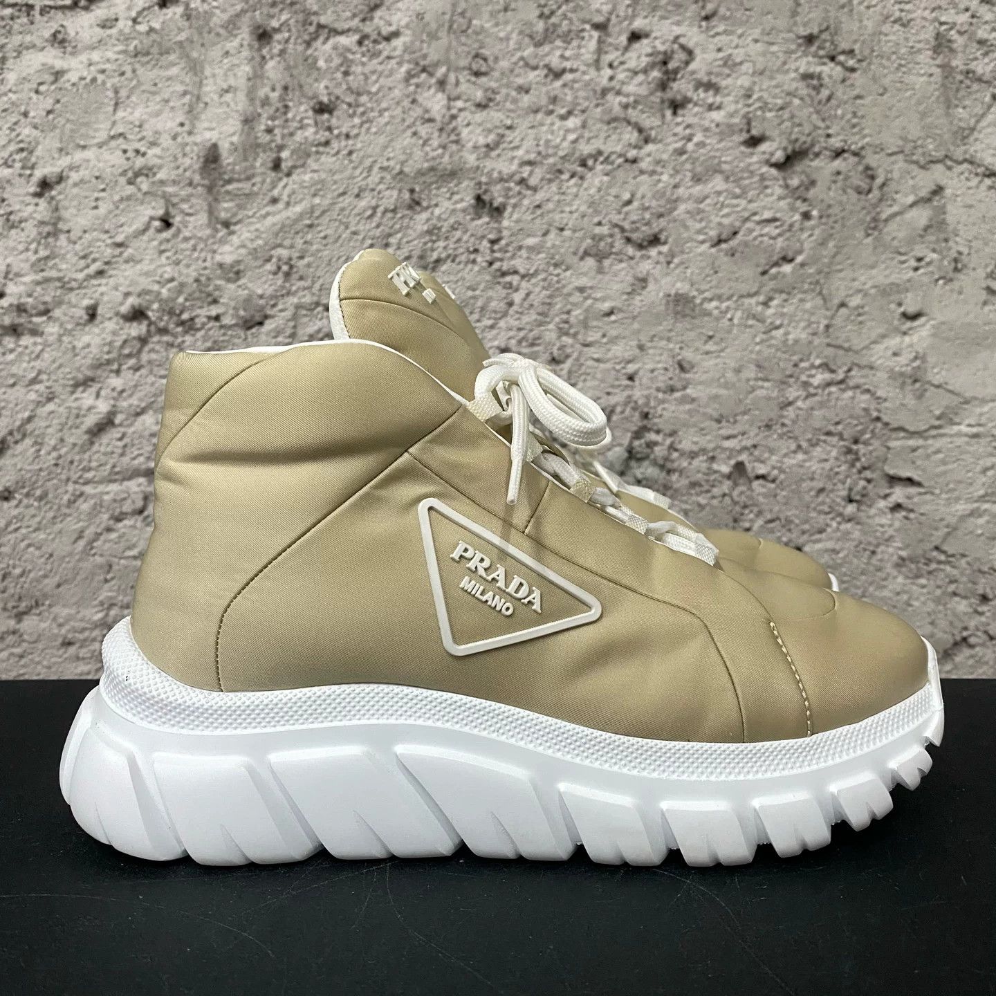 Prada Prada Re-Nylon High-Top Sneakers Size 35.5 Size US 5.5 / IT 35.5 - 2 Thumbnail