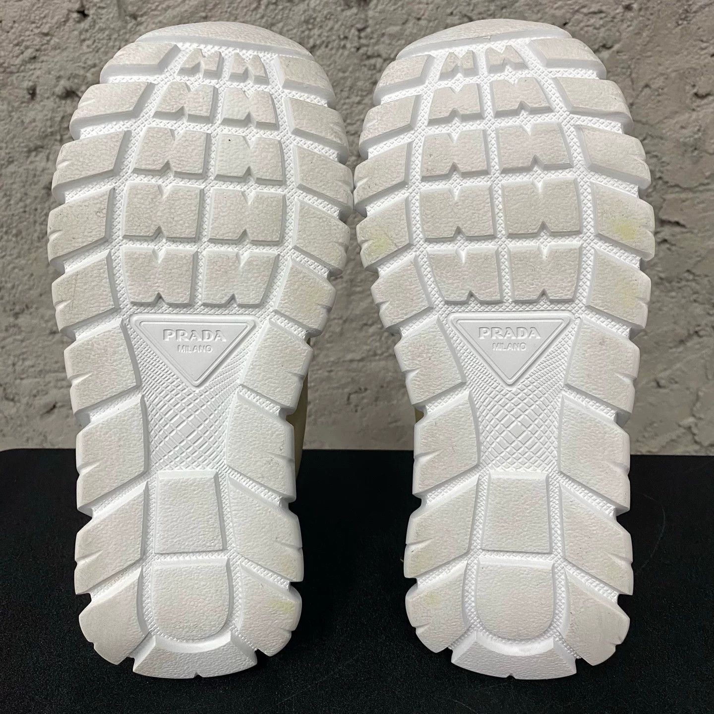 Prada Prada Re-Nylon High-Top Sneakers Size 35.5 Size US 5.5 / IT 35.5 - 8 Thumbnail