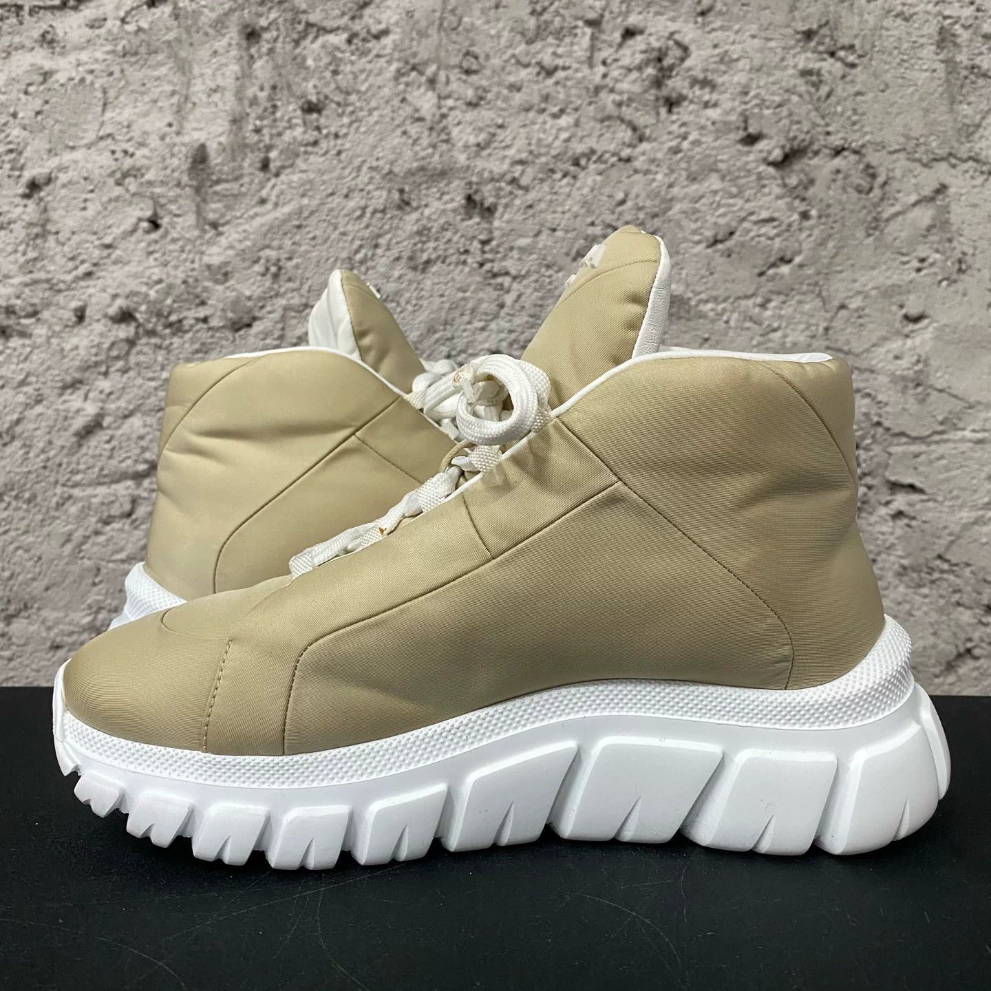 Prada Prada Re-Nylon High-Top Sneakers Size 35.5 Size US 5.5 / IT 35.5 - 6 Thumbnail