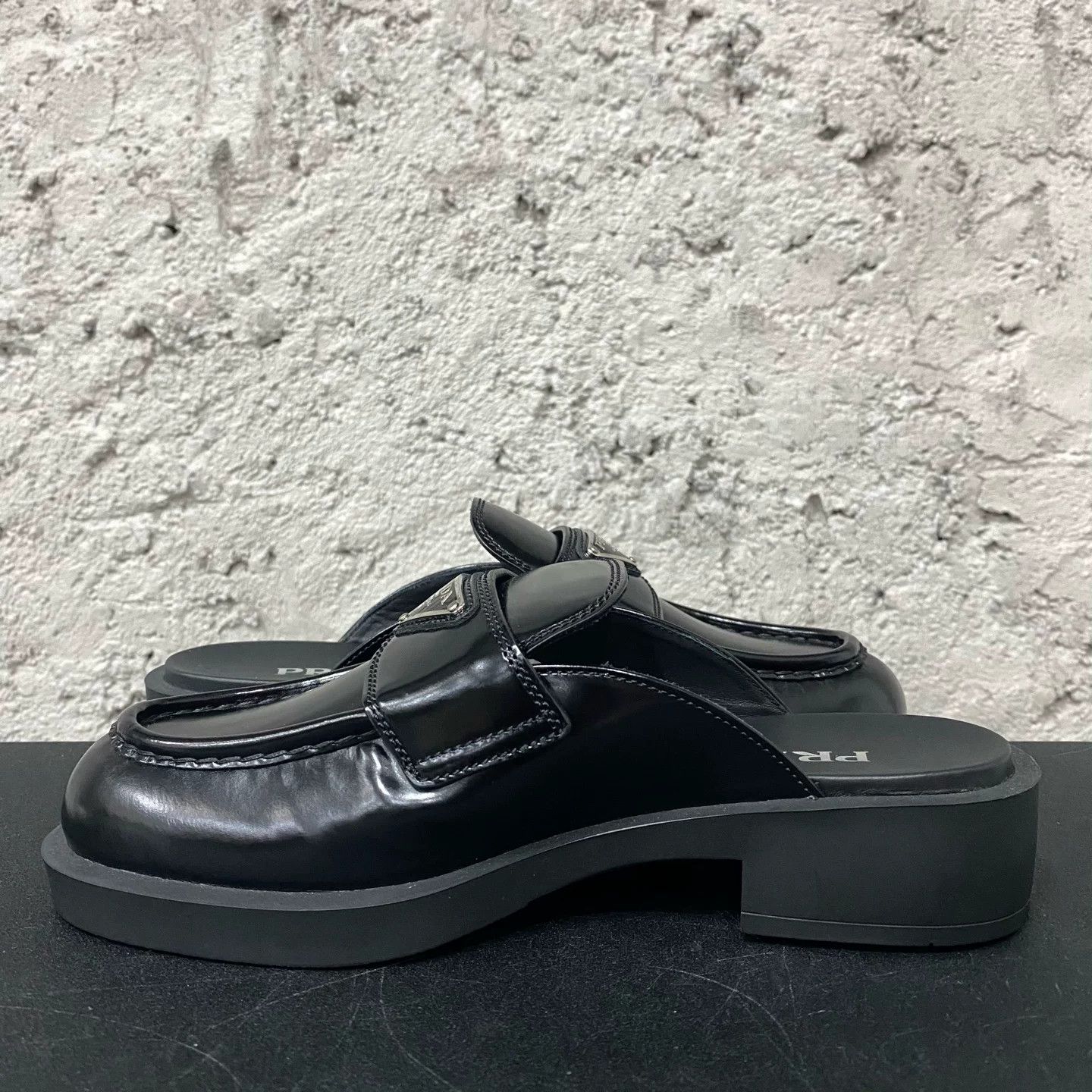 Prada Prada Triangle Logo Loafer Mules Size 37 Size US 7 / IT 37 - 6 Thumbnail