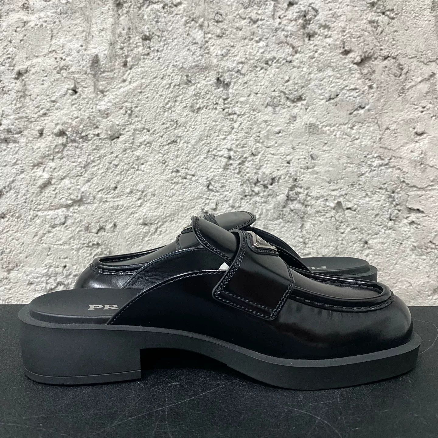 Prada Prada Triangle Logo Loafer Mules Size 37 Size US 7 / IT 37 - 5 Thumbnail