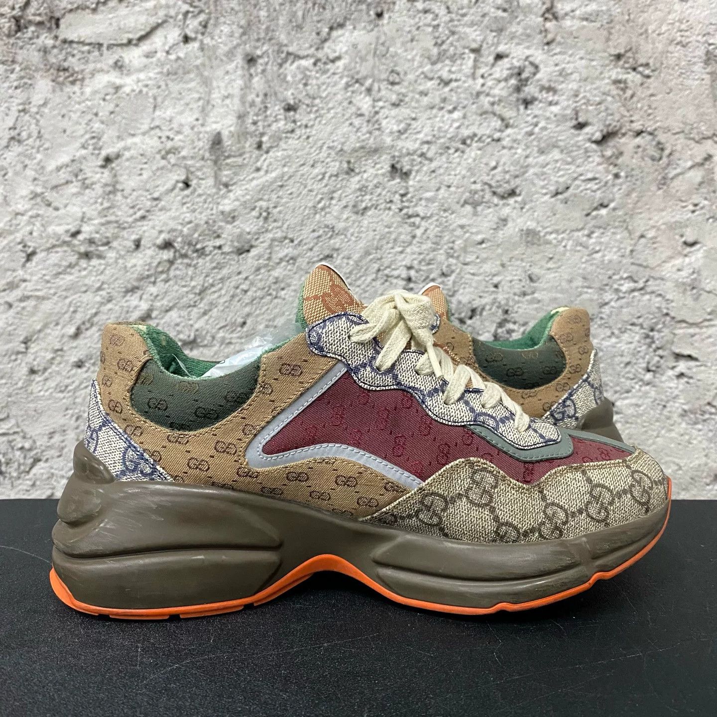 Gucci Gucci GG Logo Chunky Sneakers Size 37 Size US 7 / IT 37 - 5 Thumbnail
