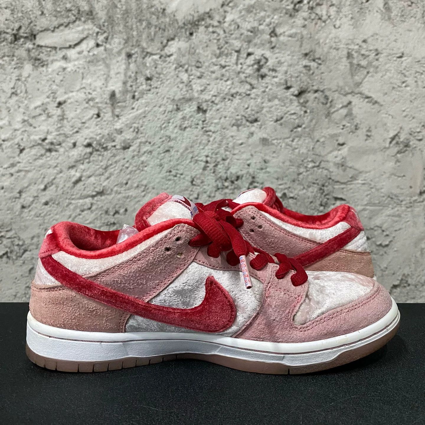 Nike Nike SB Dunk Low Strangelove Size 5 Size US 5 / EU 37 - 5 Thumbnail