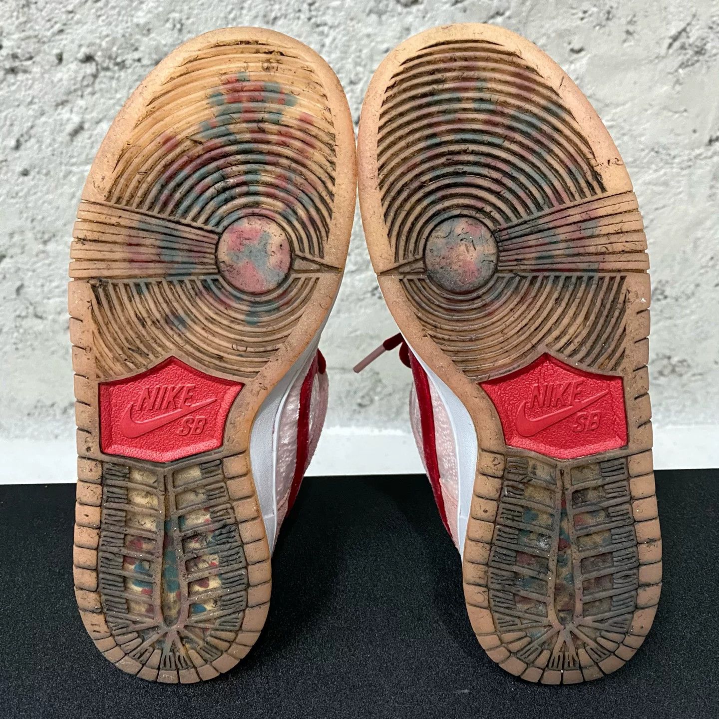 Nike Nike SB Dunk Low Strangelove Size 5 Size US 5 / EU 37 - 8 Thumbnail
