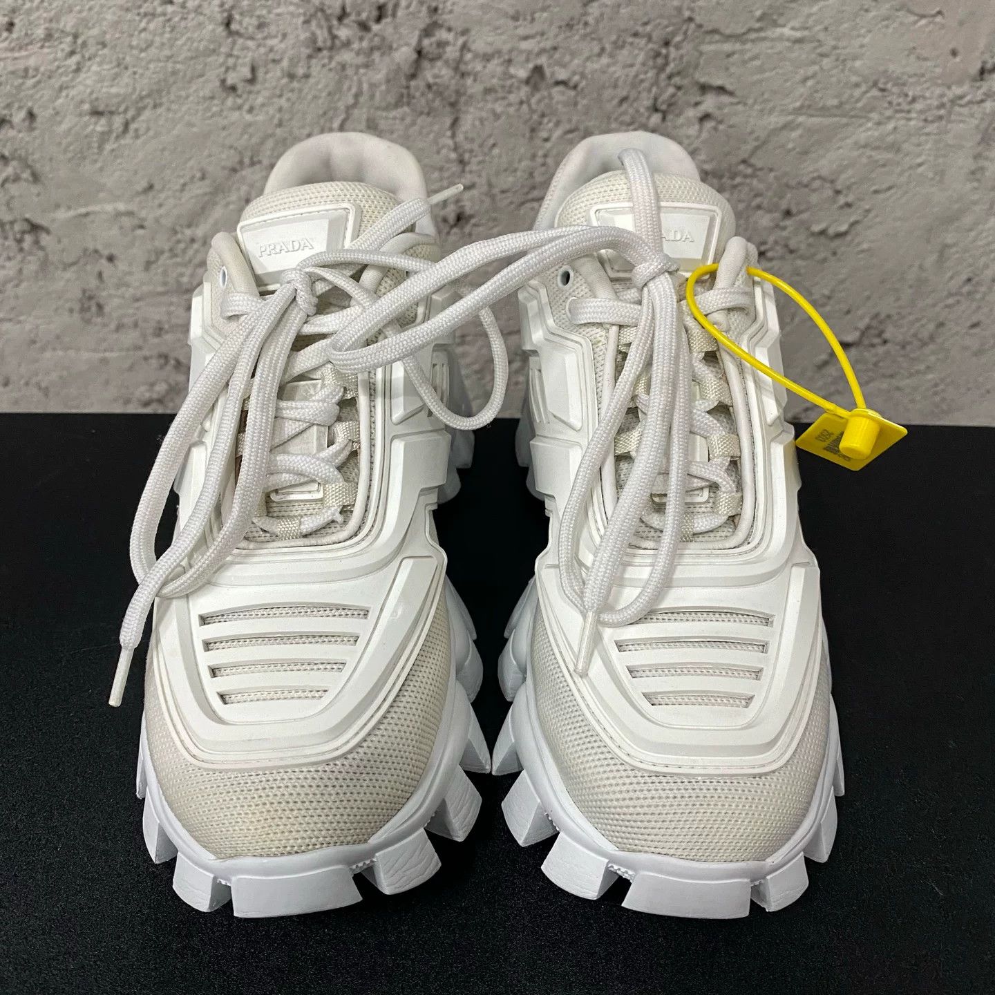 Prada Prada White Cloudbust Thunder Sneakers Size 37 Size US 7 / IT 37 - 7 Thumbnail