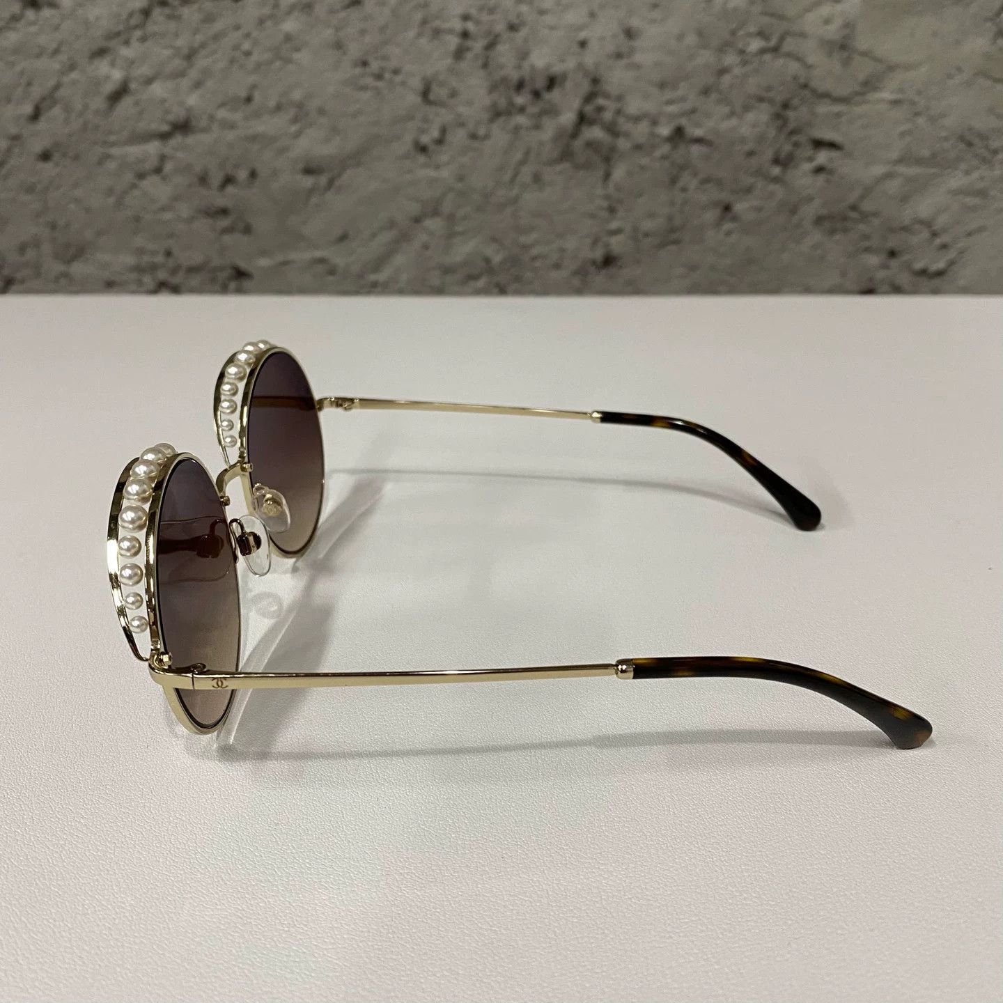 Chanel Chanel 4234-H Pearl Round Sunglasses Size ONE SIZE - 5 Thumbnail