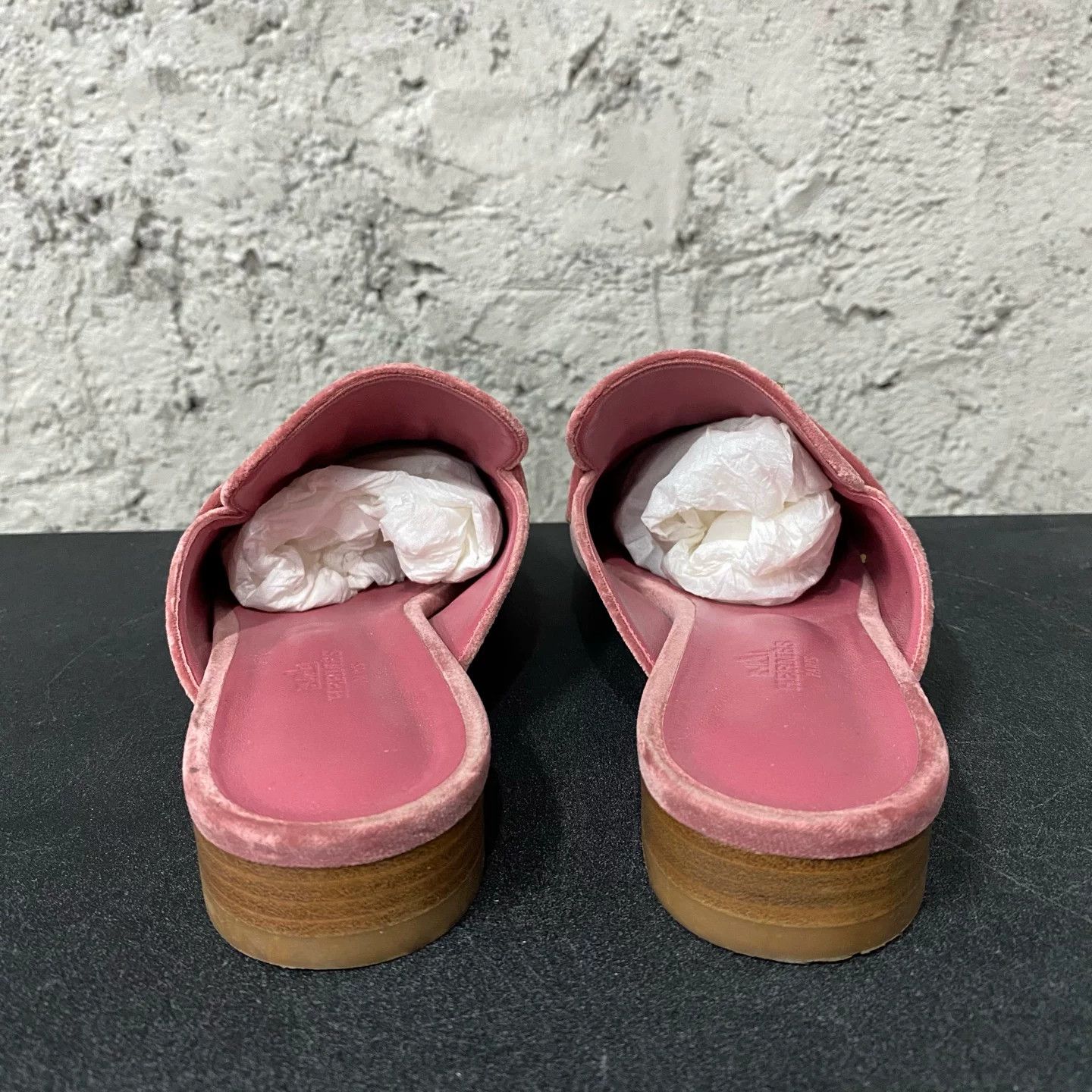 Hermes Hermès Velvet Mule Slippers Pink Size 38.5 Size US 8.5 / IT 38.5 - 4 Thumbnail