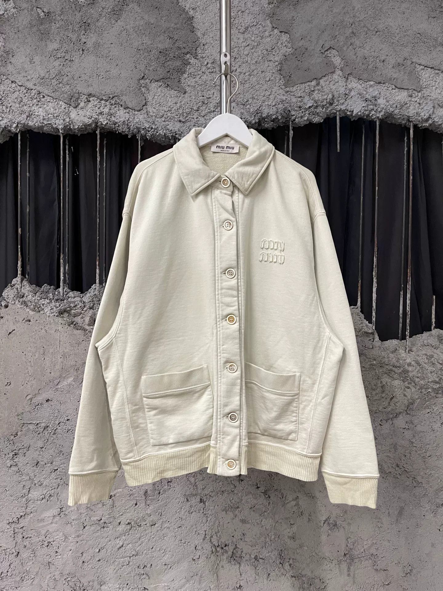 Miu Miu Miu Miu Logo Button-Up Jacket Beige Size S Size S / US 4 / IT 40 - 2 Thumbnail