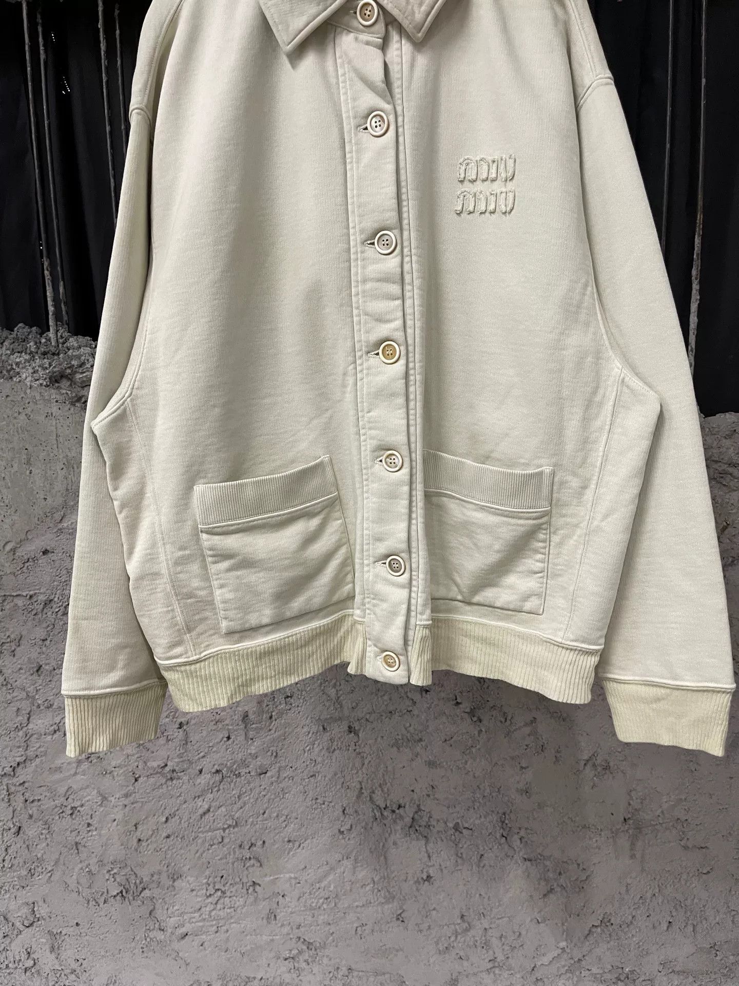 Miu Miu Miu Miu Logo Button-Up Jacket Beige Size S Size S / US 4 / IT 40 - 5 Thumbnail