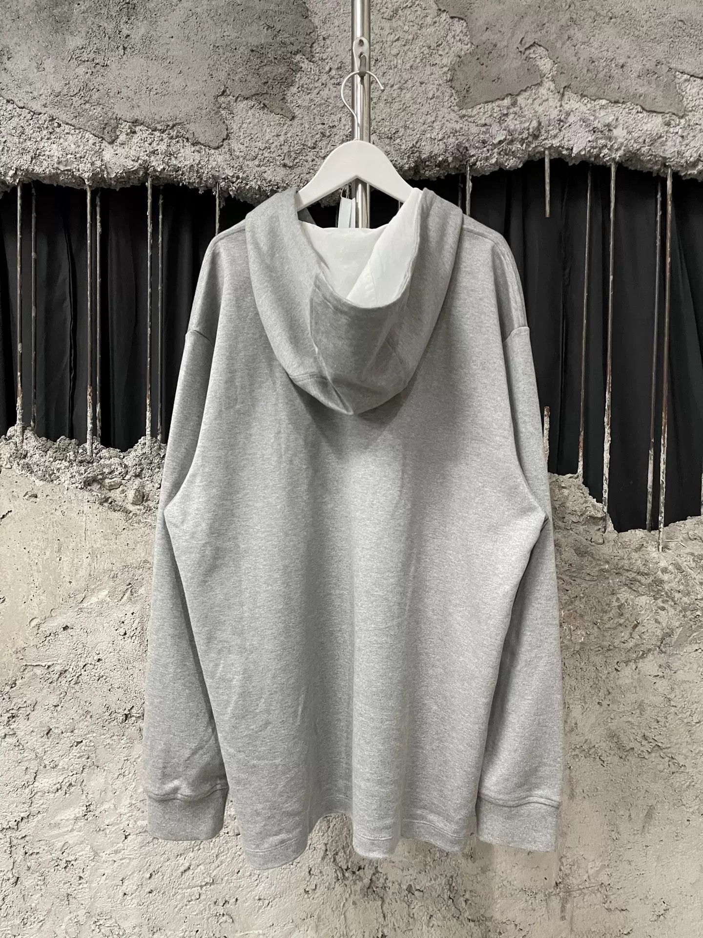 Thom Browne Thom Browne Signature Striped Hoodie Size L Size US L / EU 52-54 / 3 - 3 Thumbnail