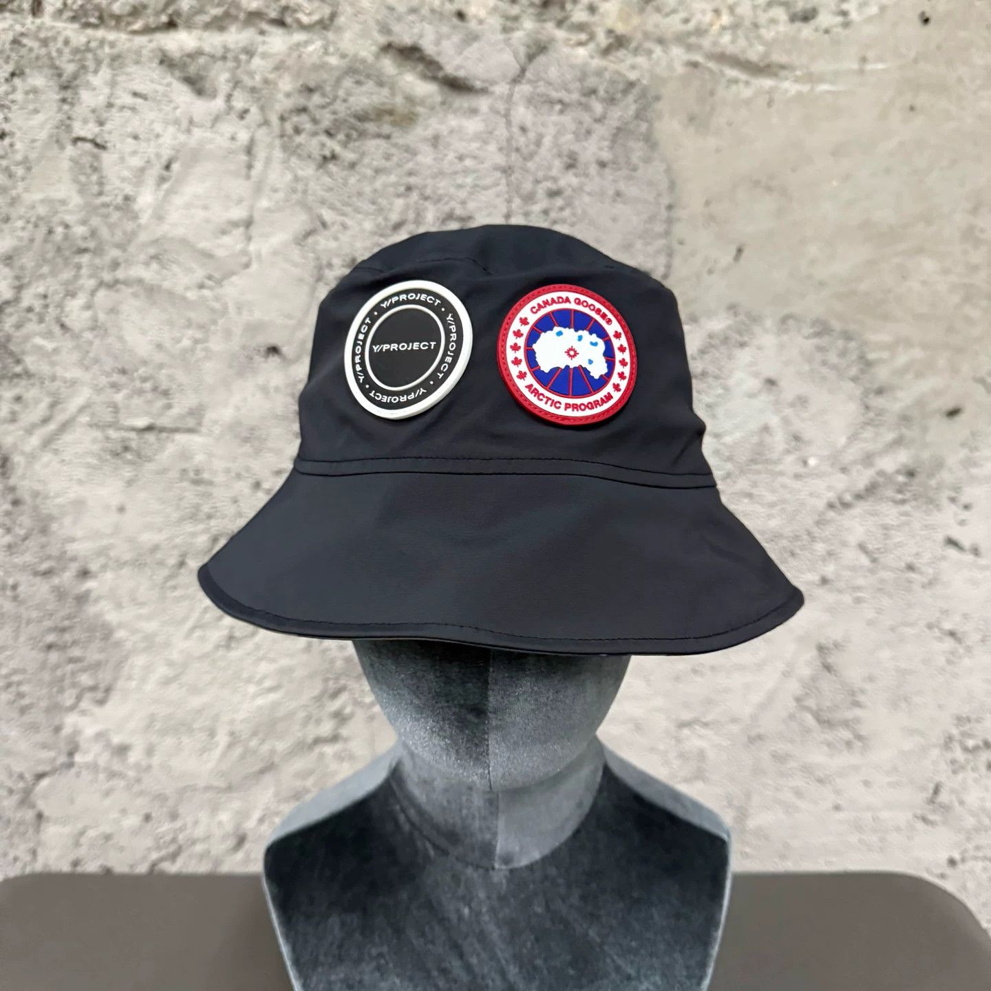 Canada Goose × Y/Project Canada Goose x Y/Project Logo Bucket Hat One Size Size ONE SIZE - 2 Thumbnail