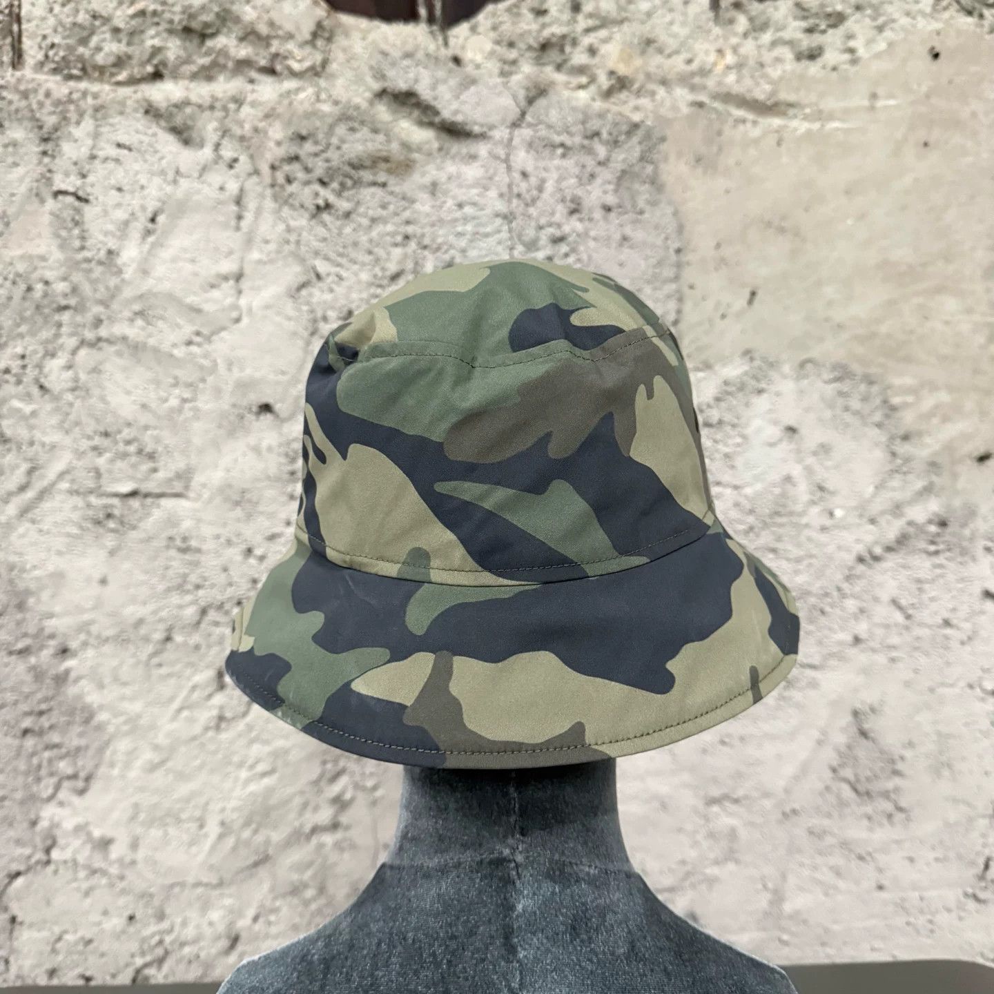 Canada Goose × Y/Project Canada Goose x Y/Project Logo Bucket Hat One Size Size ONE SIZE - 5 Thumbnail