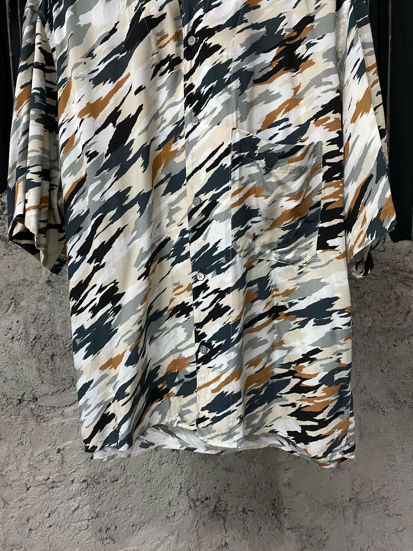 Lemaire Lemaire Abstract Print Short Sleeve Shirt Size 48 Size US M / EU 48-50 / 2 - 5 Thumbnail