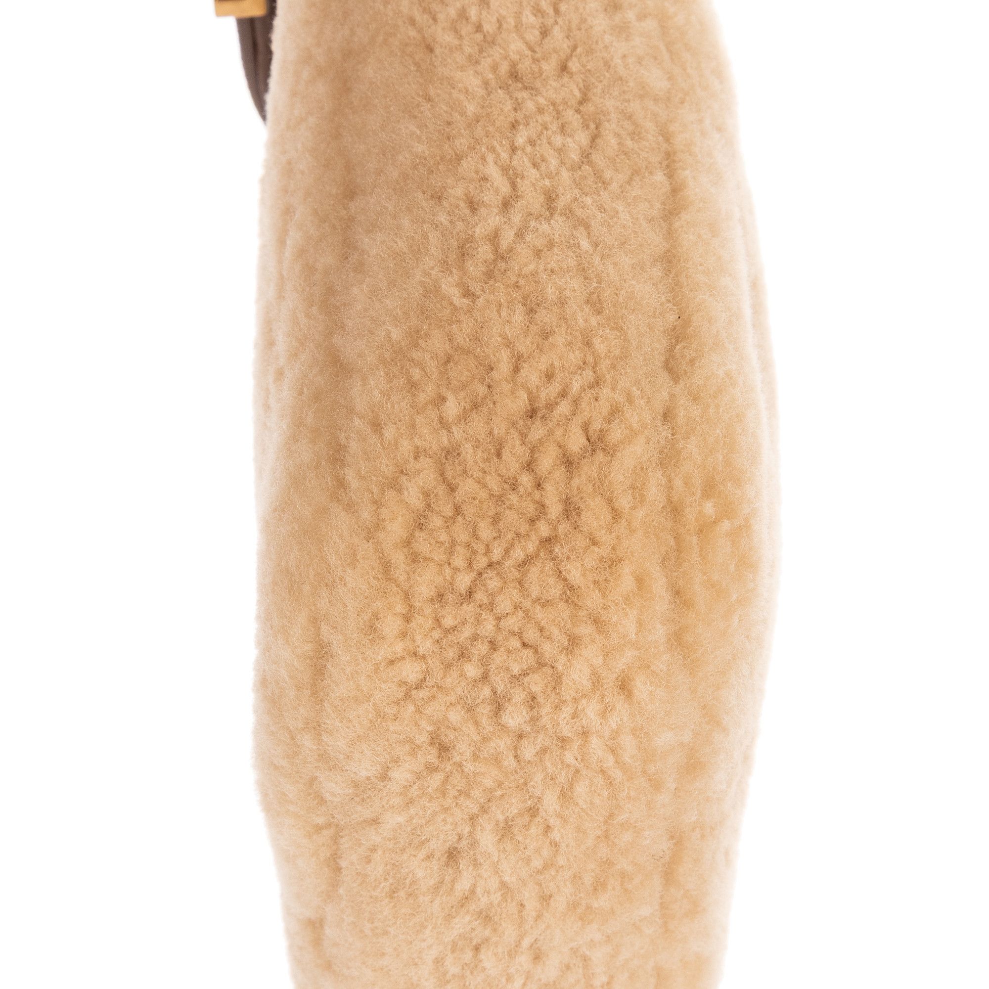 Yves Saint Laurent 5 à 7 Shearling Bucket Mini Size ONE SIZE - 7 Thumbnail