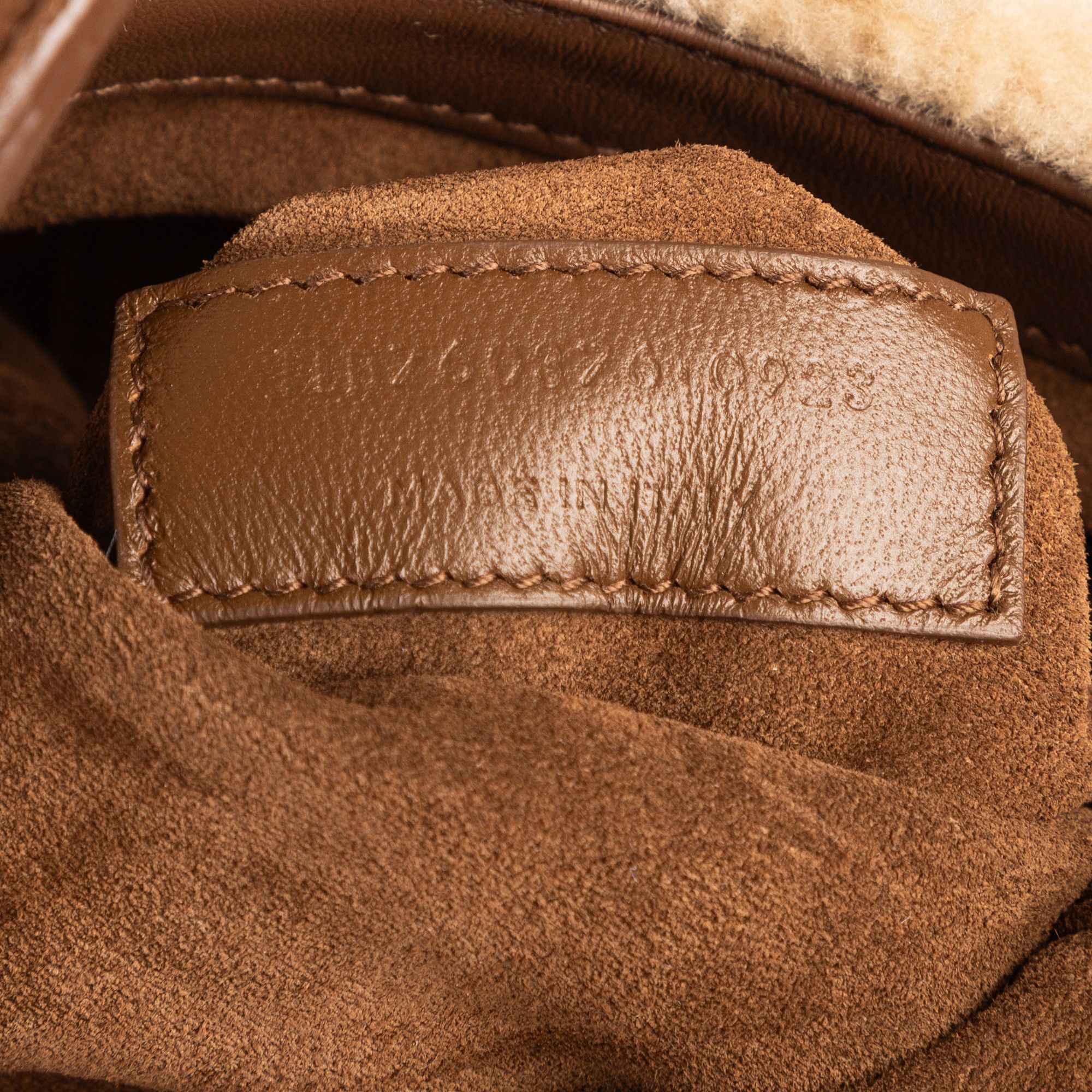 Yves Saint Laurent 5 à 7 Shearling Bucket Mini Size ONE SIZE - 11 Thumbnail