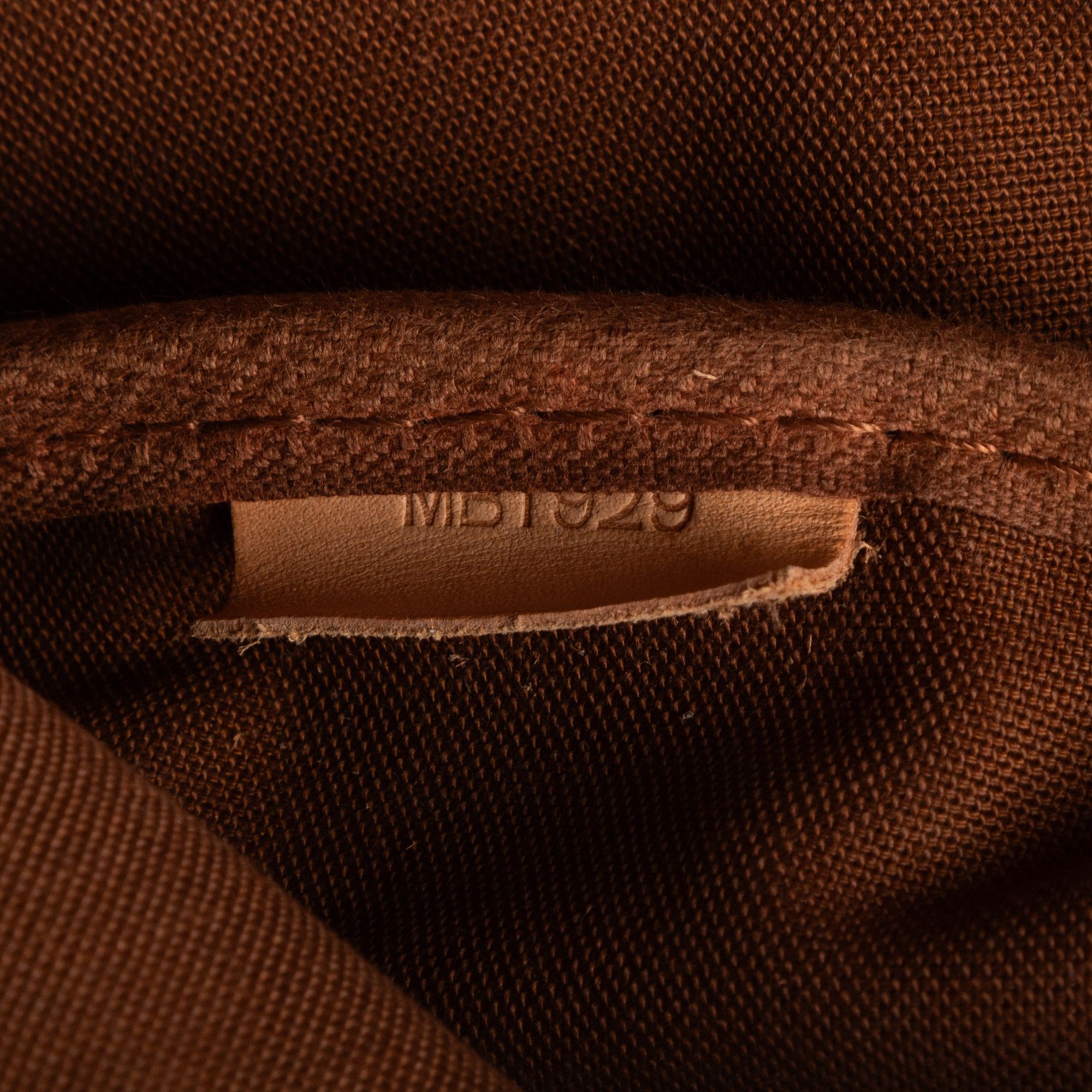 Louis Vuitton Saumur PM Size ONE SIZE - 11 Thumbnail