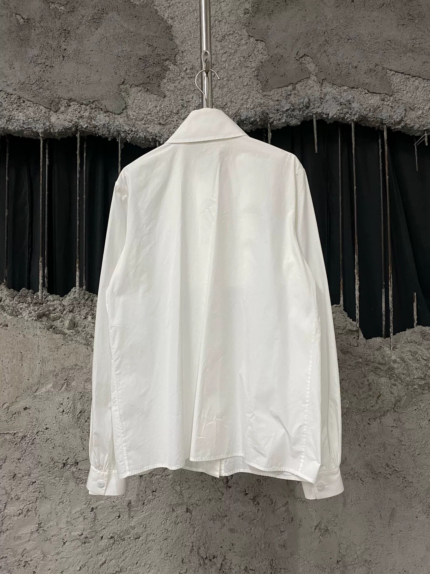 Chanel Chanel Pleated Button Up Shirt Size 42 Size M / US 6-8 / IT 42-44 - 3 Thumbnail