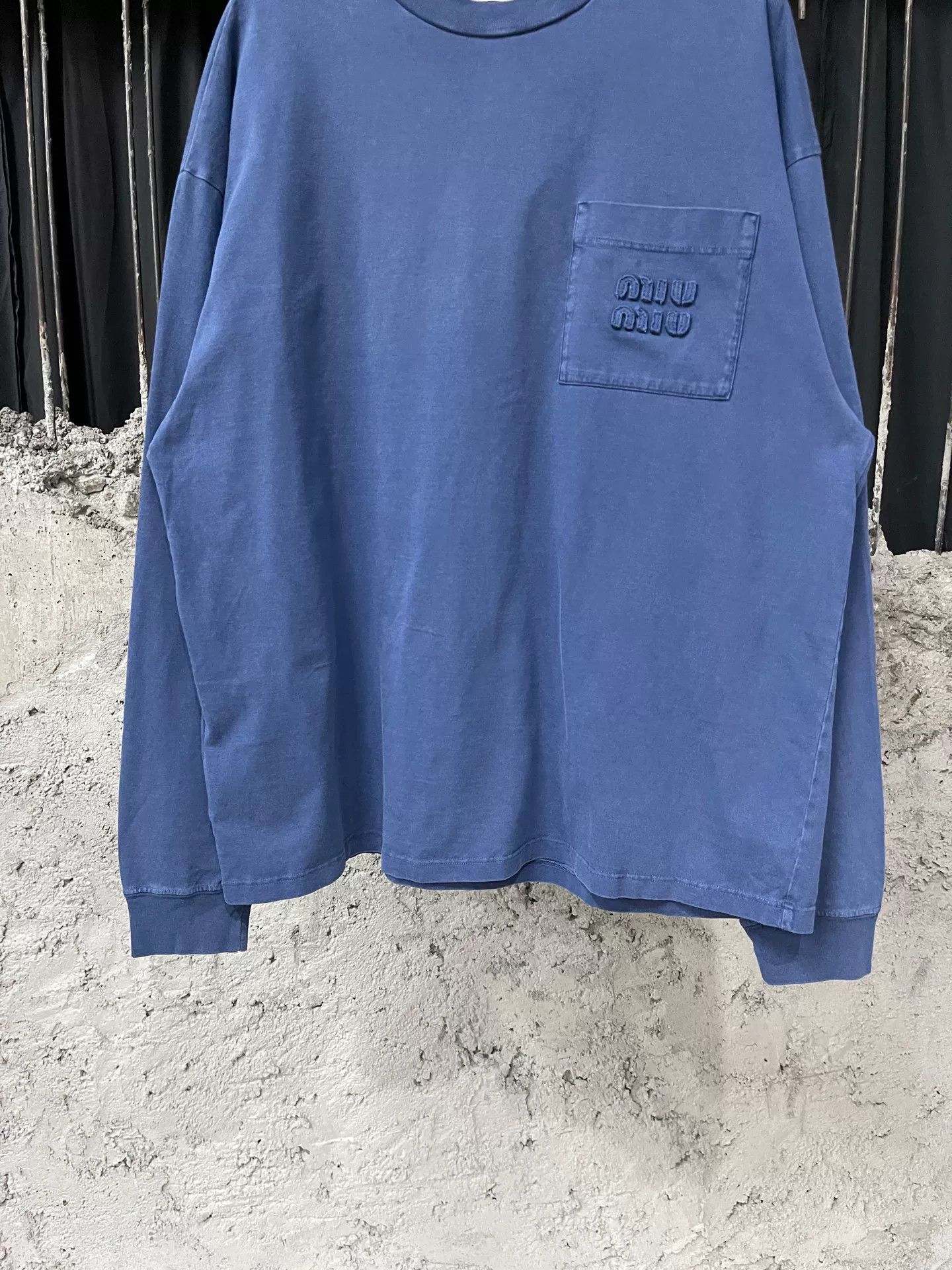 Miu Miu Miu Miu Logo Pocket Long Sleeve T-Shirt Size S Size S / US 4 / IT 40 - 5 Thumbnail
