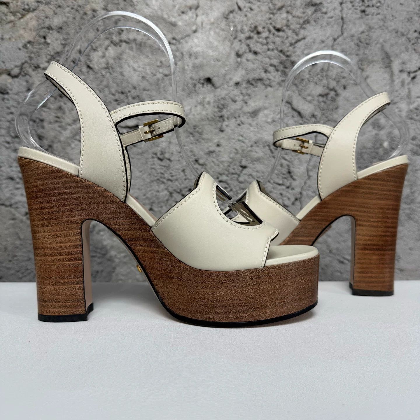 Gucci Gucci Logo Platforms Size 37 Size US 7 / IT 37 - 6 Thumbnail
