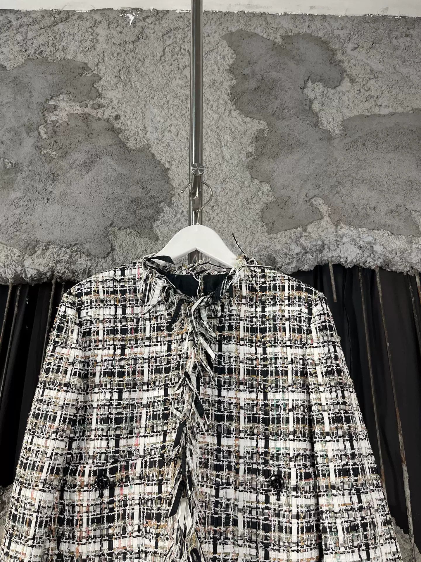 Chanel Chanel Tweed Fringe Jacket Size 36 Size XS / US 0-2 / IT 36-38 - 4 Thumbnail