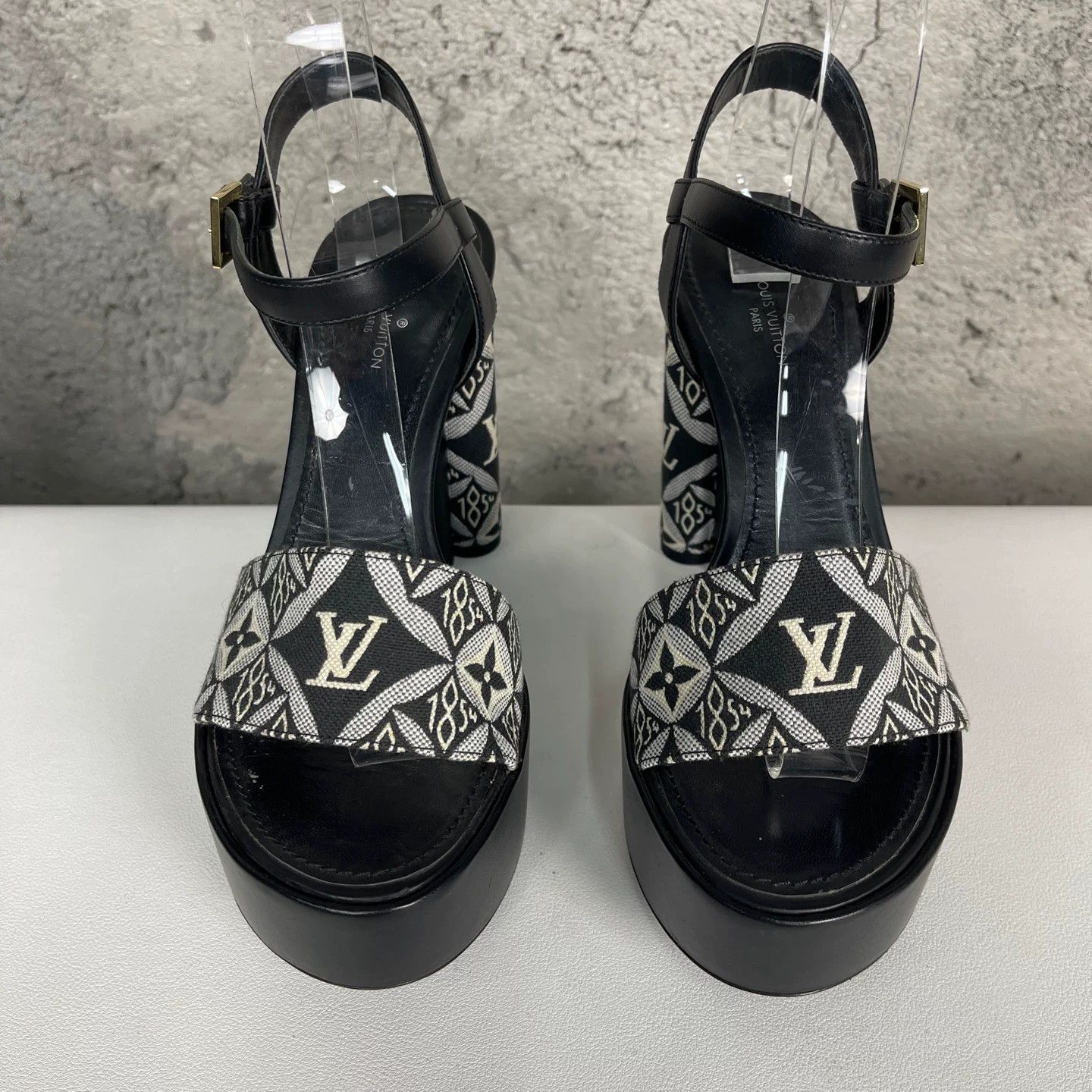 Louis Vuitton Louis Vuitton 1854 Jacquard Platform Heels Size 37 Size US 7 / IT 37 - 8 Thumbnail