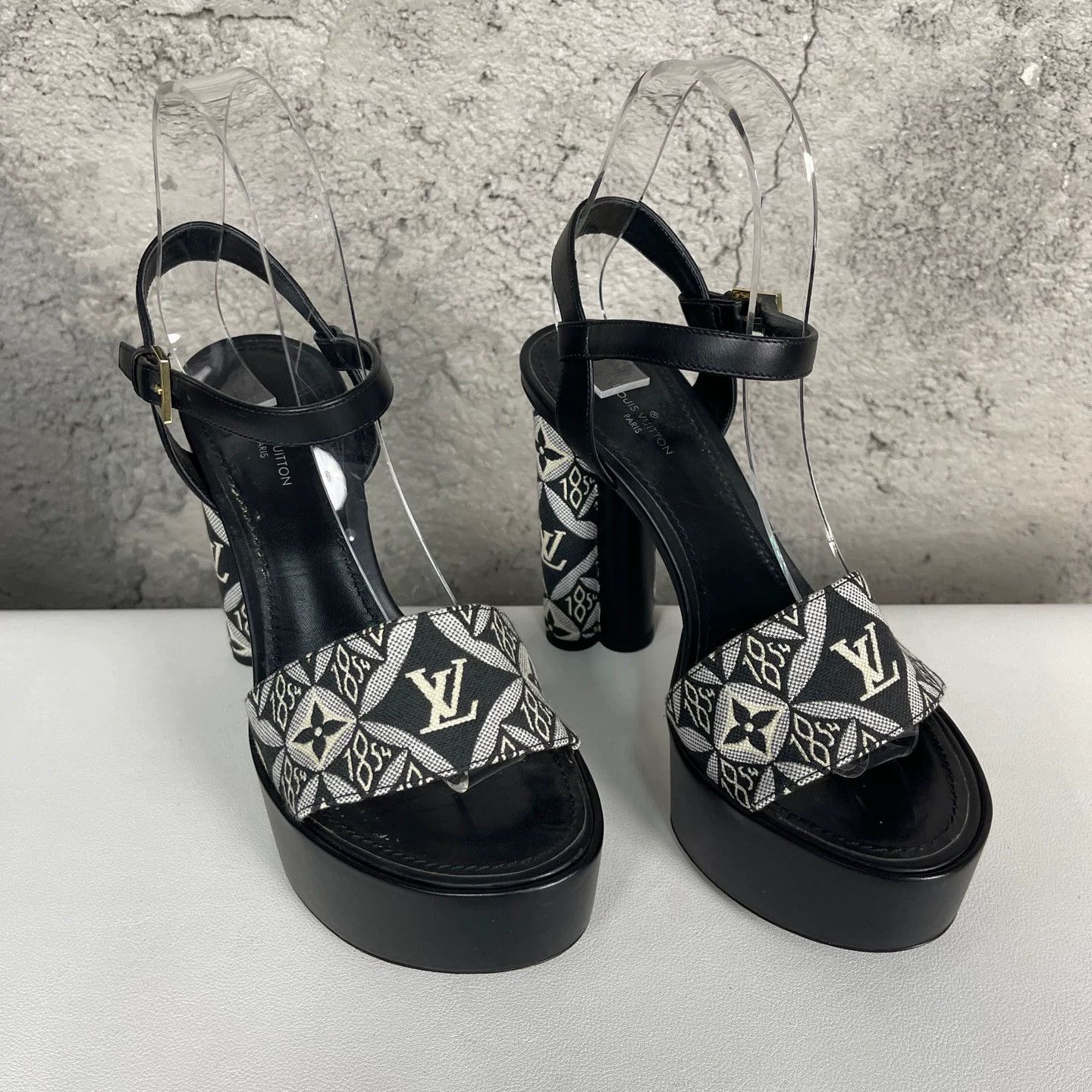 Louis Vuitton Louis Vuitton 1854 Jacquard Platform Heels Size 37 Size US 7 / IT 37 - 2 Thumbnail