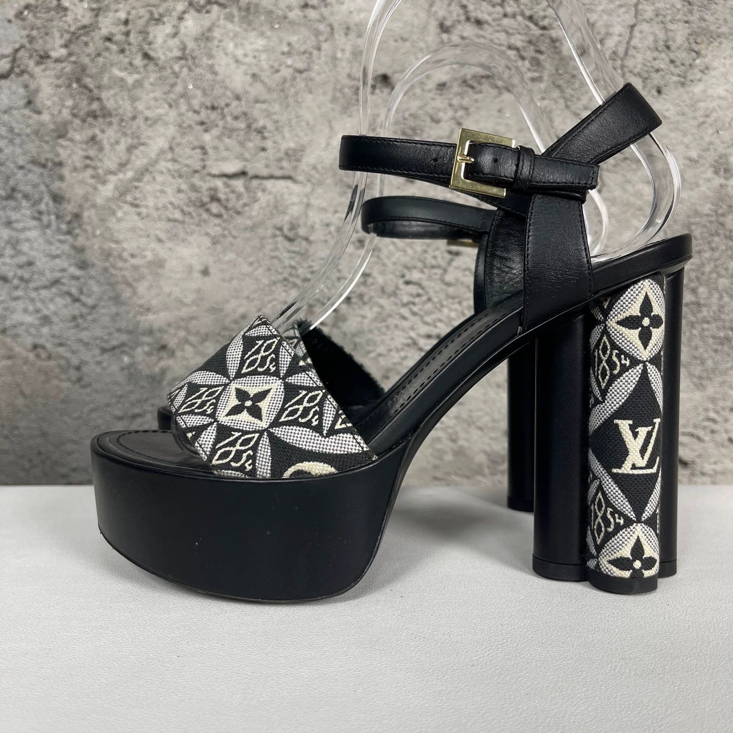 Louis Vuitton Louis Vuitton 1854 Jacquard Platform Heels Size 37 Size US 7 / IT 37 - 4 Thumbnail