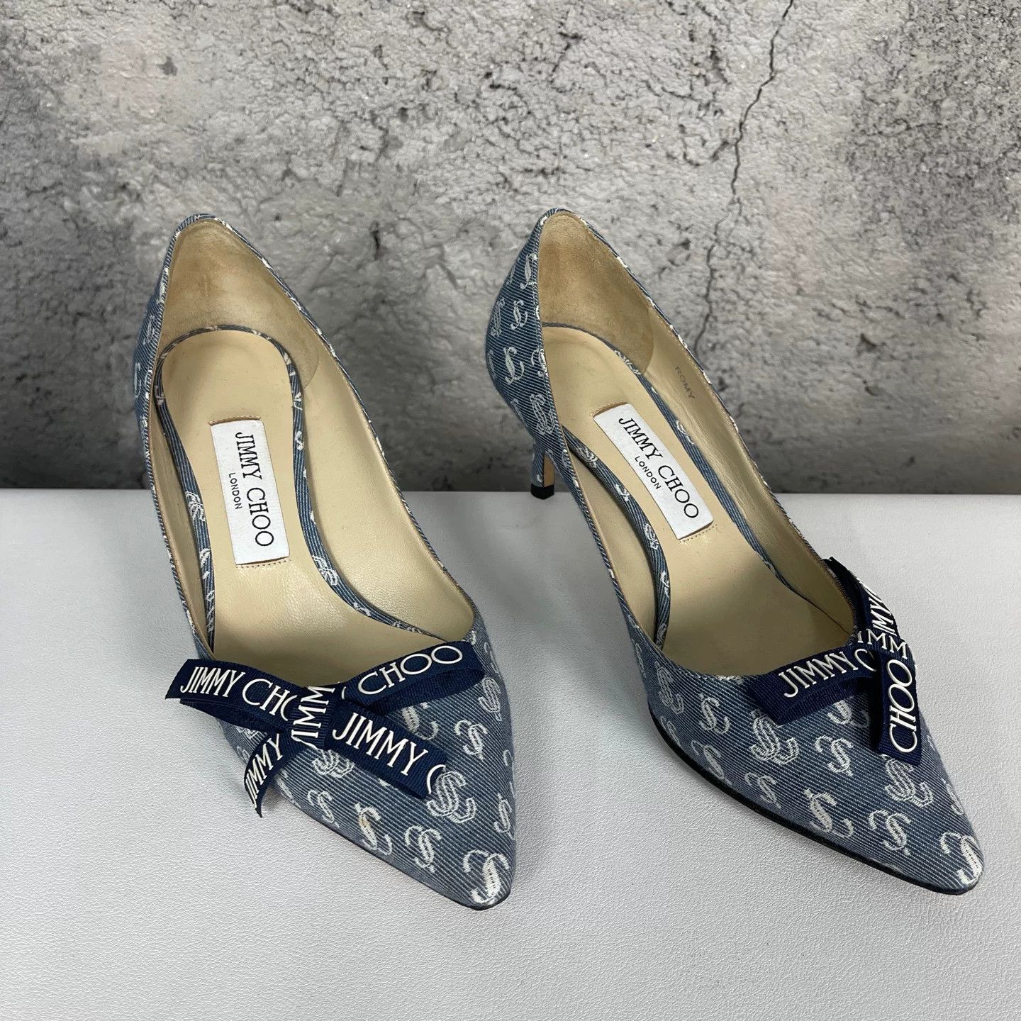 Jimmy Choo Jimmy Choo Denim Logo Bow Heels Size 37 Size US 7 / IT 37 - 2 Thumbnail