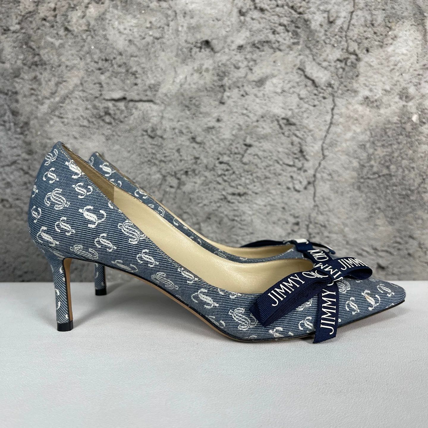 Jimmy Choo Jimmy Choo Denim Logo Bow Heels Size 37 Size US 7 / IT 37 - 3 Thumbnail