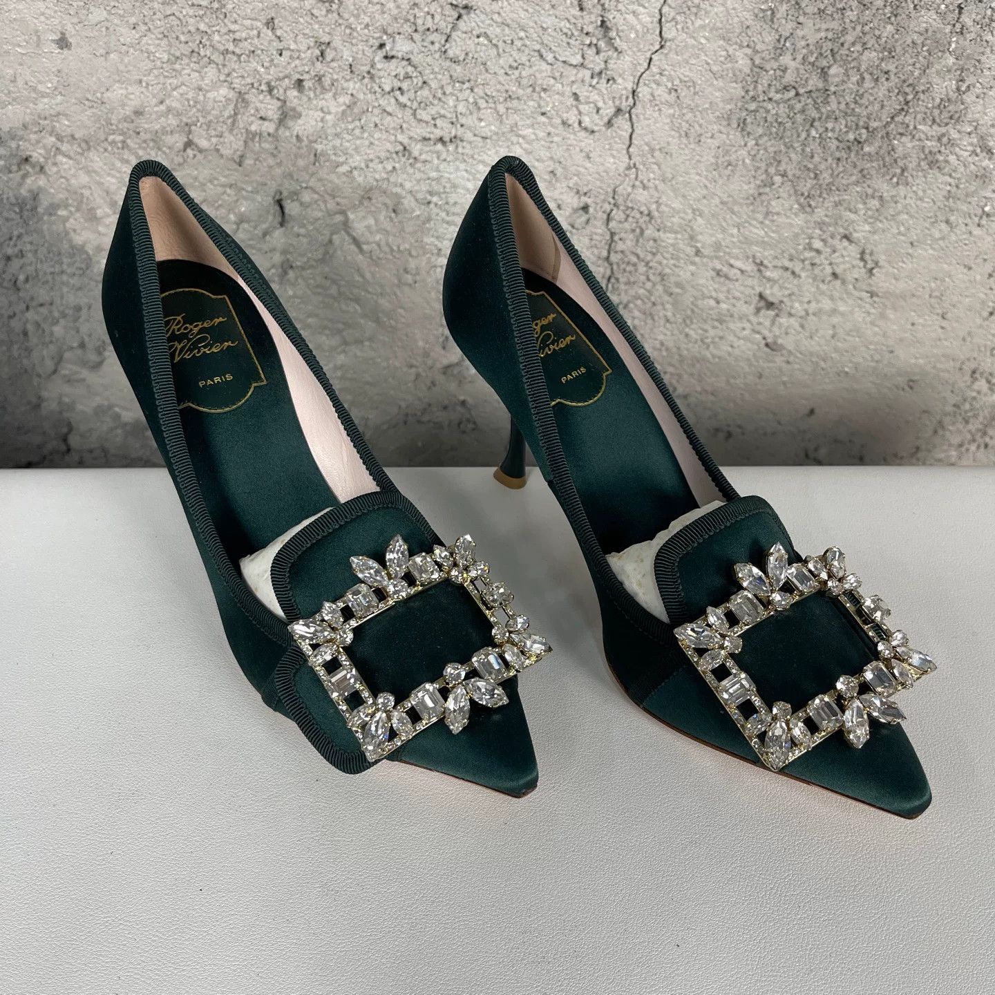 Roger Vivier Roger Vivier Crystal Buckle Heels Size 36.5 Size US 6.5 / IT 36.5 - 2 Thumbnail