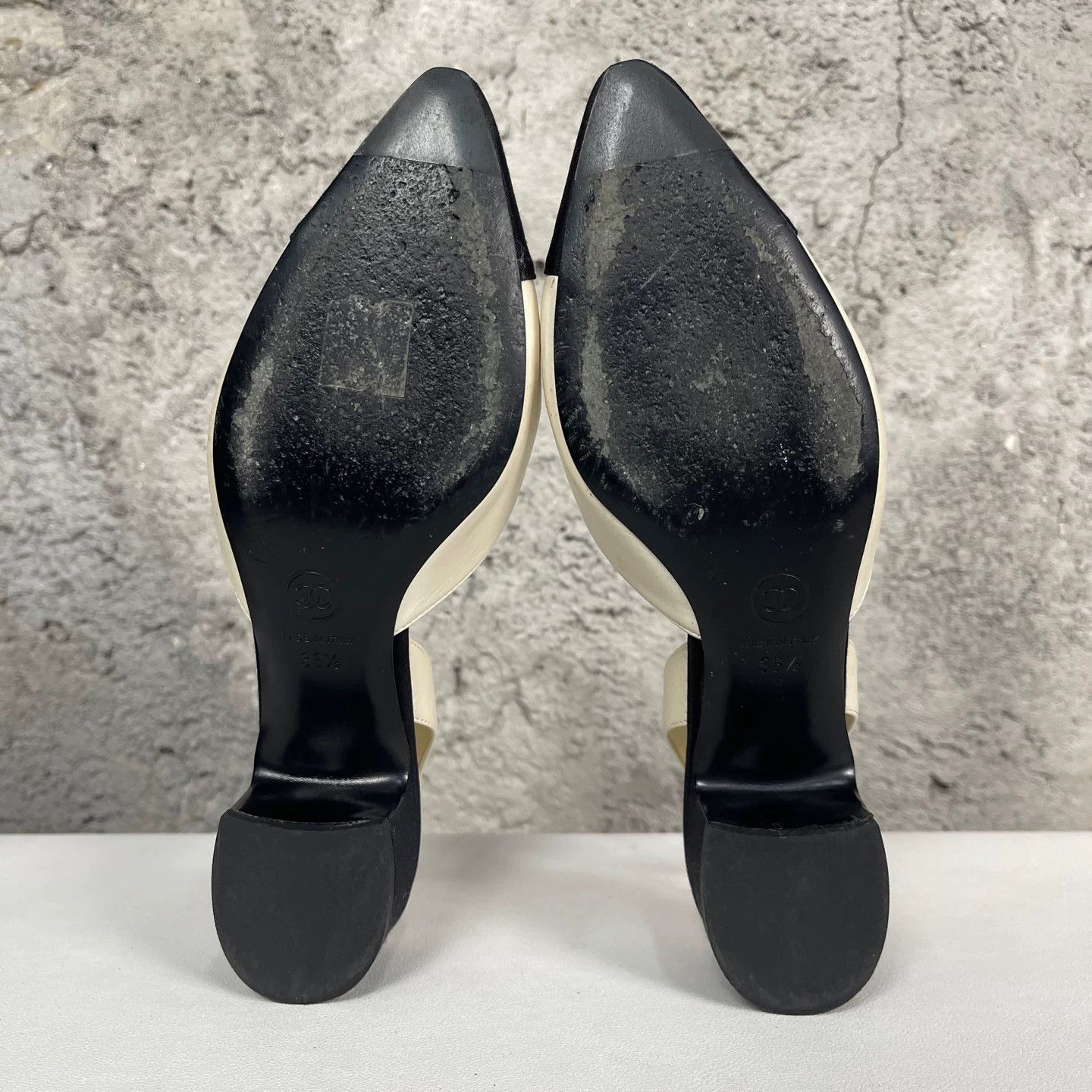 Chanel Chanel Cap-Toe Slingback Heels Size 36.5 Size US 6.5 / IT 36.5 - 9 Thumbnail