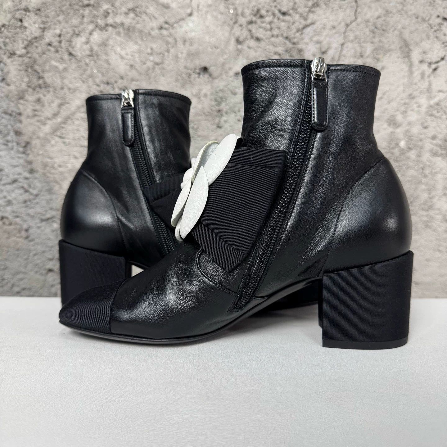 Chanel Chanel Camellia Leather Ankle Boots Size 36.5 Size US 6.5 / IT 36.5 - 7 Thumbnail