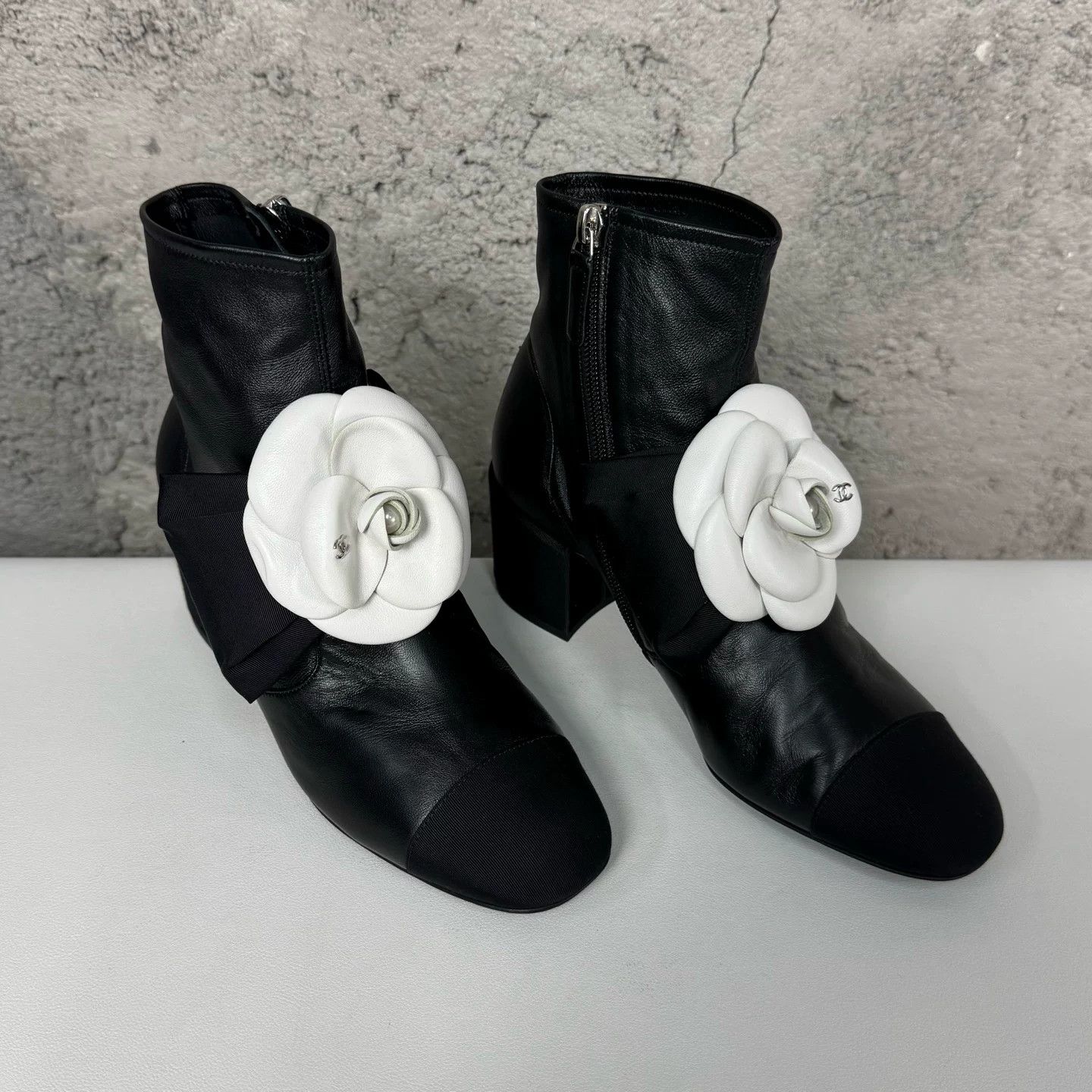 Chanel Chanel Camellia Leather Ankle Boots Size 36.5 Size US 6.5 / IT 36.5 - 2 Thumbnail